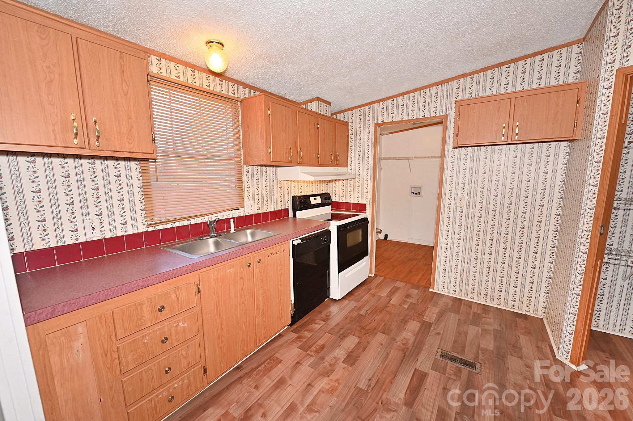 2835 Grace Hill Drive — Granite Falls