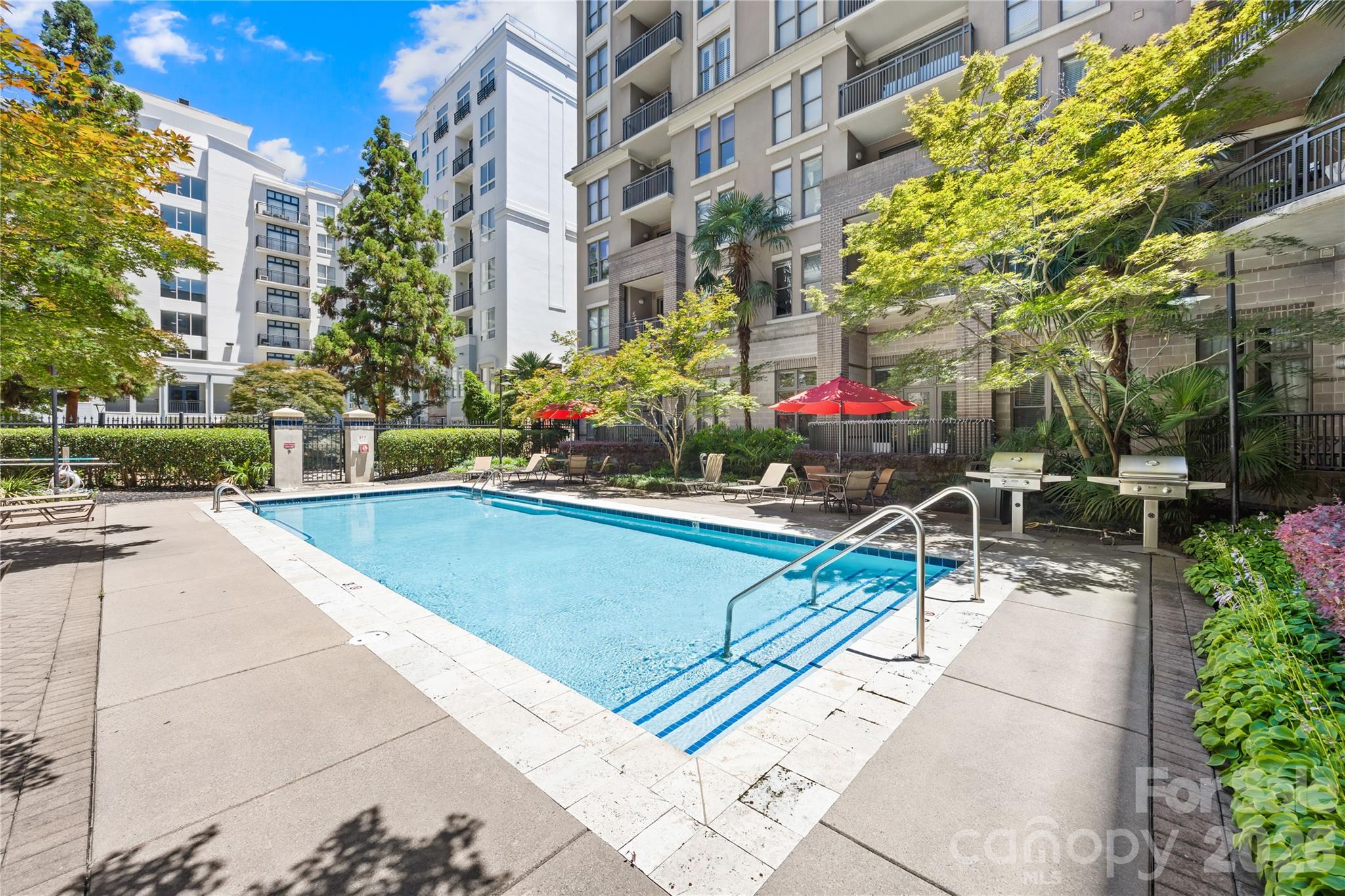 718 W Trade Street #603 — Charlotte
