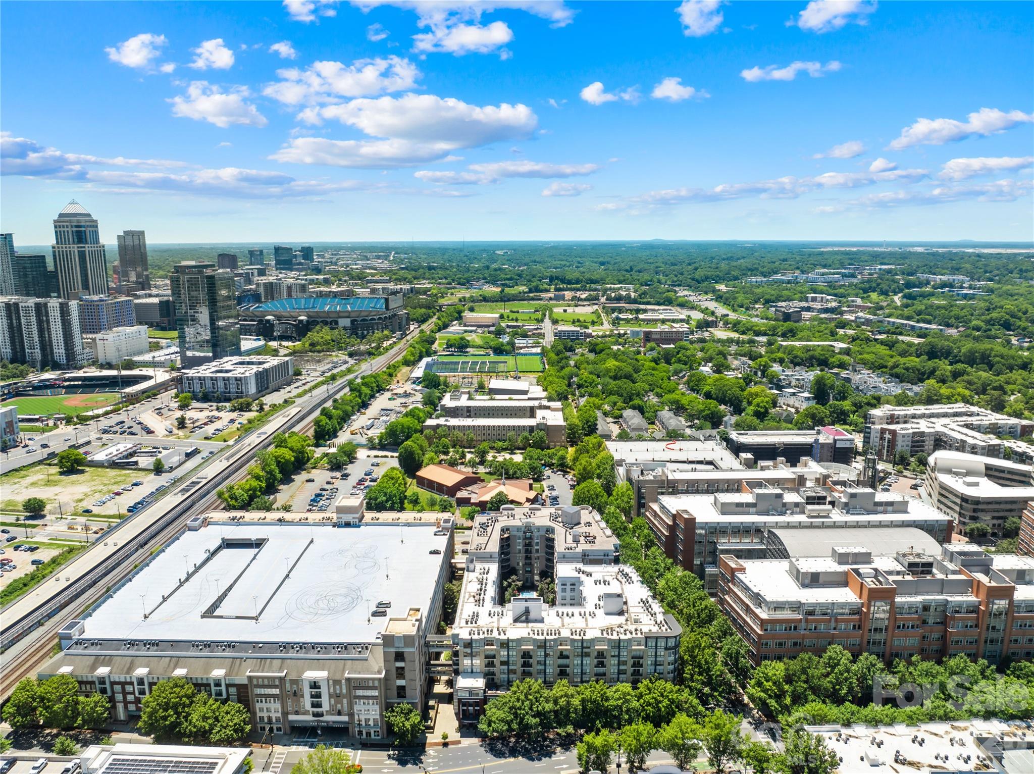 718 W Trade Street #603 — Charlotte