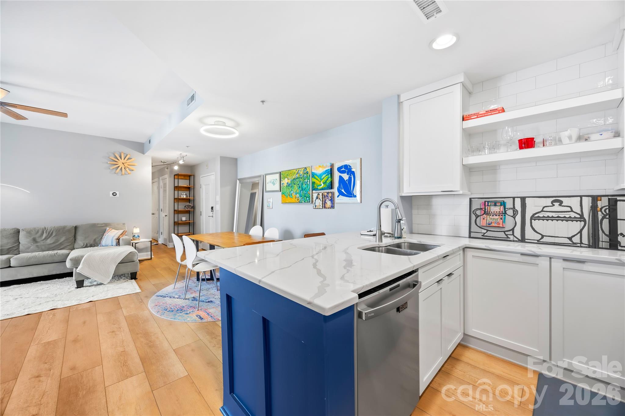 718 W Trade Street #603 — Charlotte