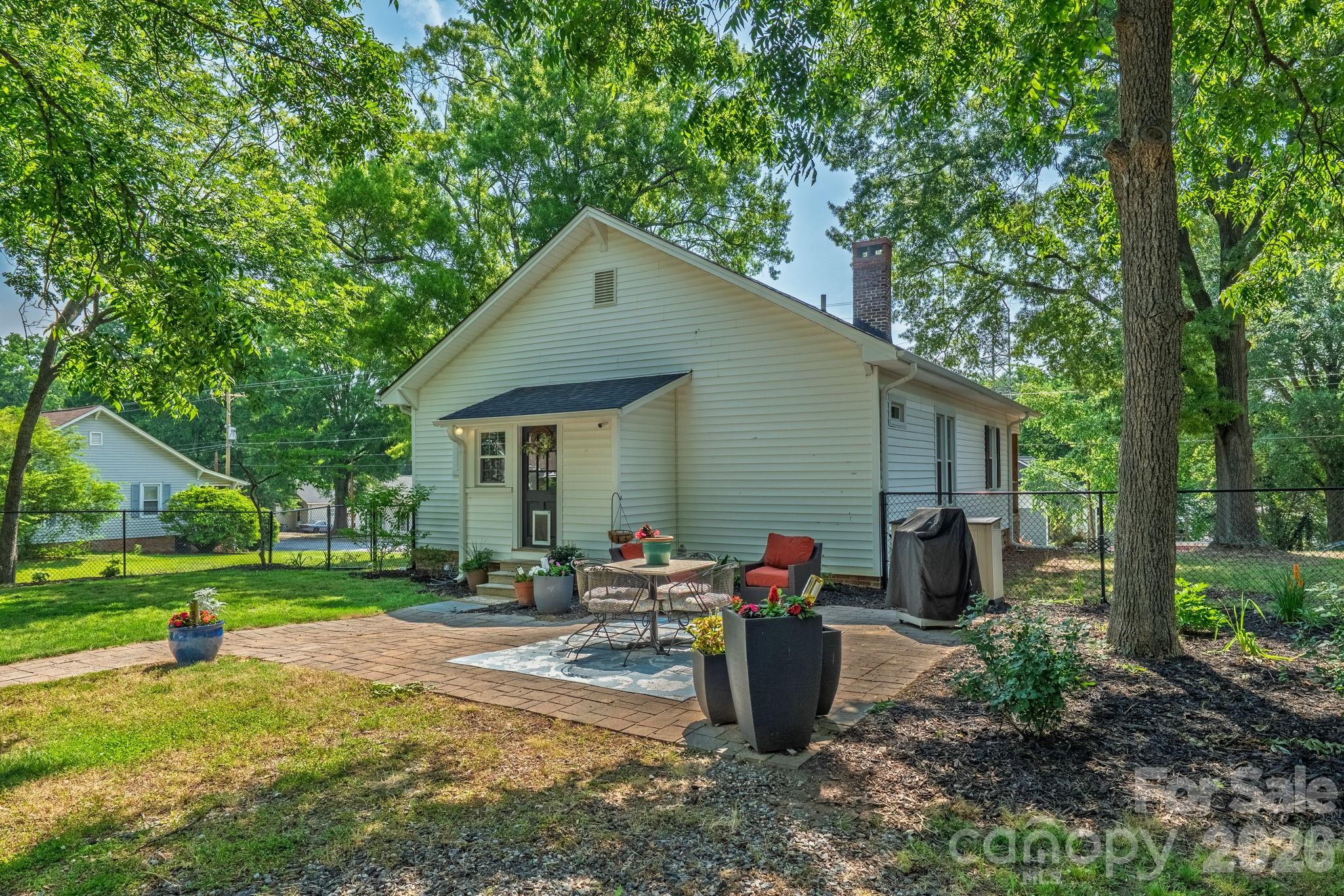 400 S Rose Avenue — Kannapolis