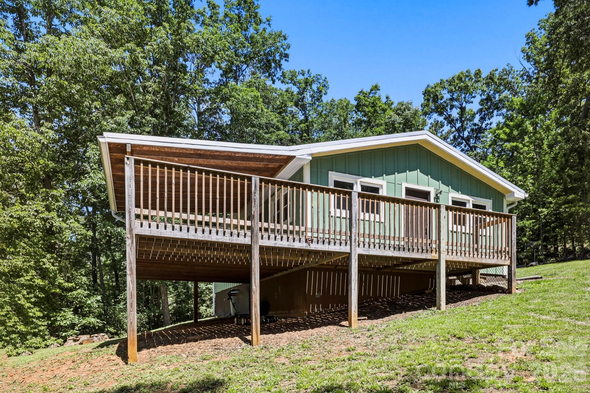112 Forest Cove — Rutherfordton