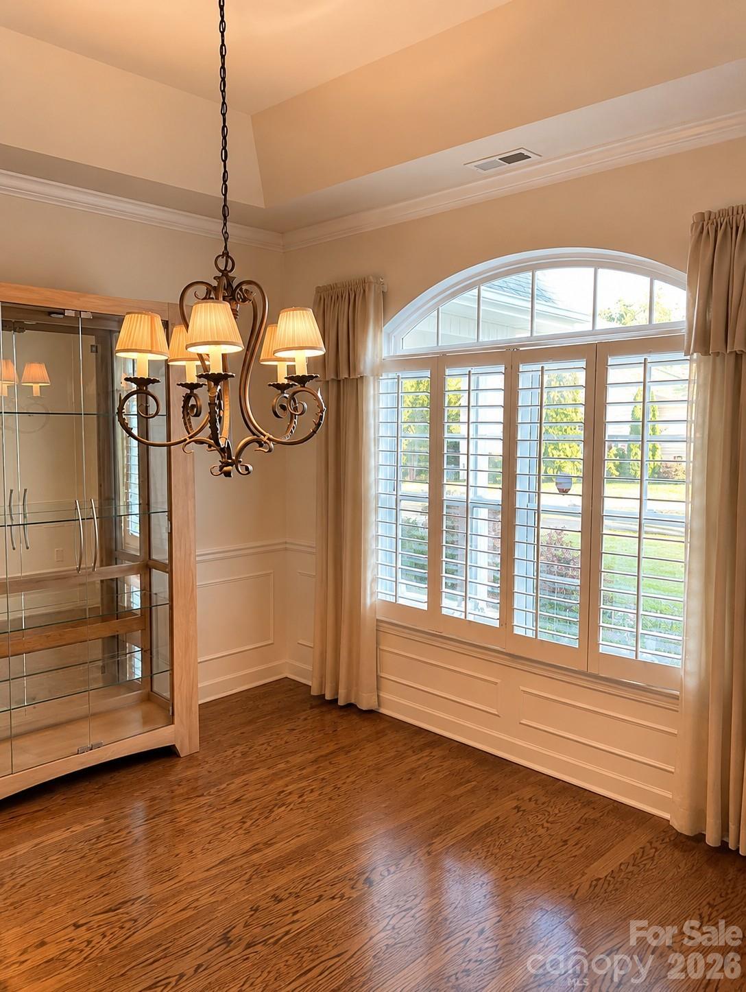 47 Victoria Park Drive — Hendersonville