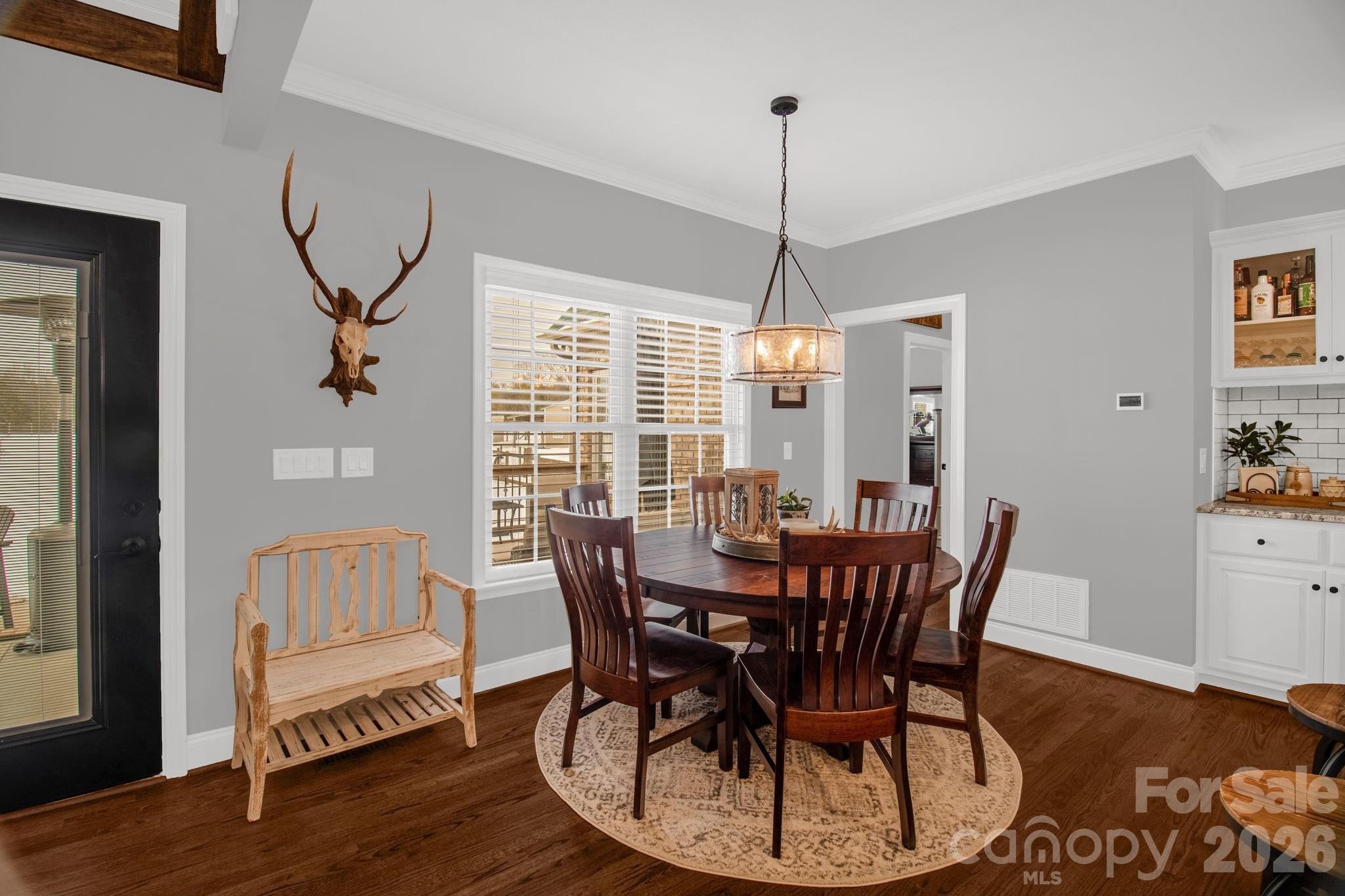 1545 Sides Road — Salisbury
