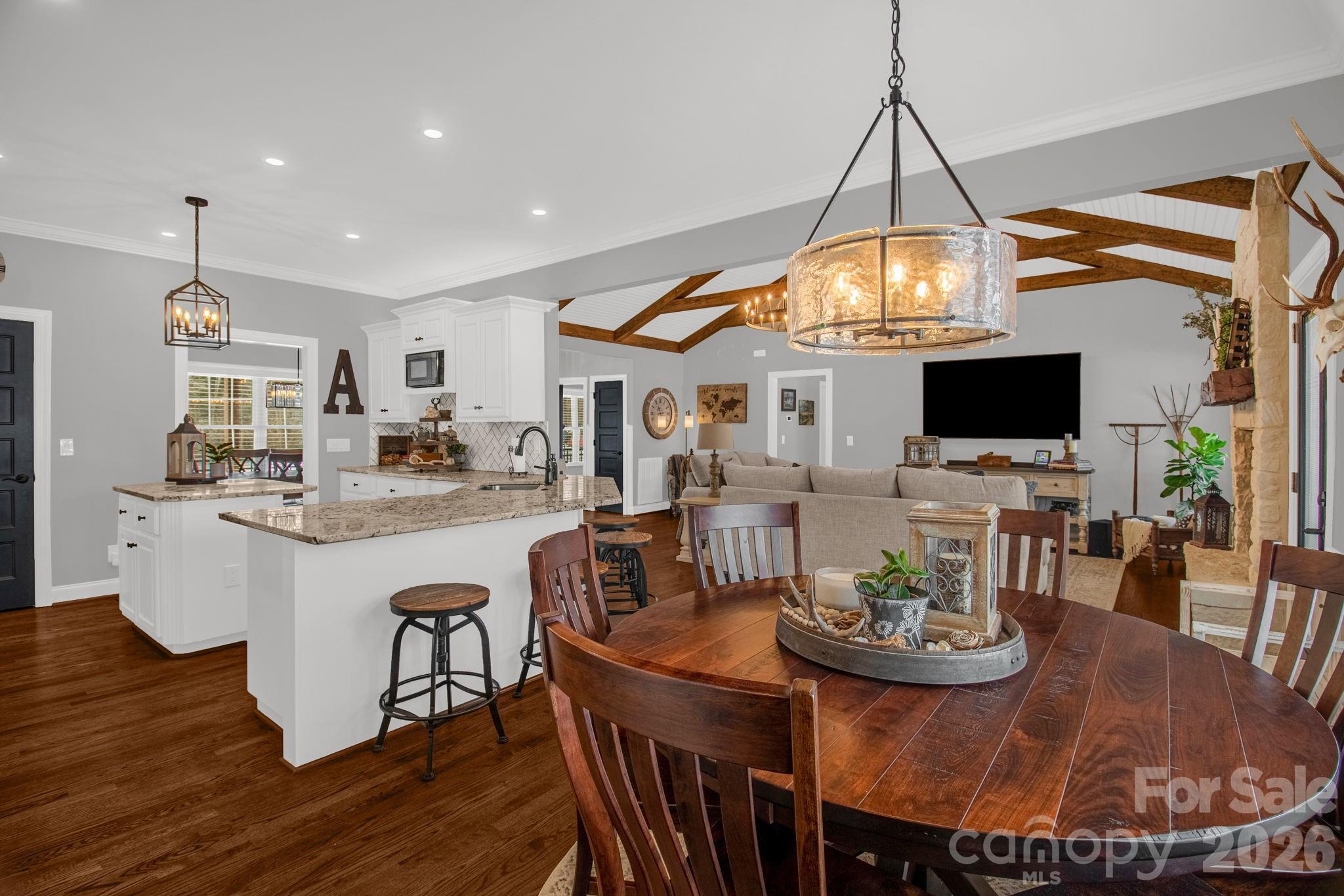 1545 Sides Road — Salisbury