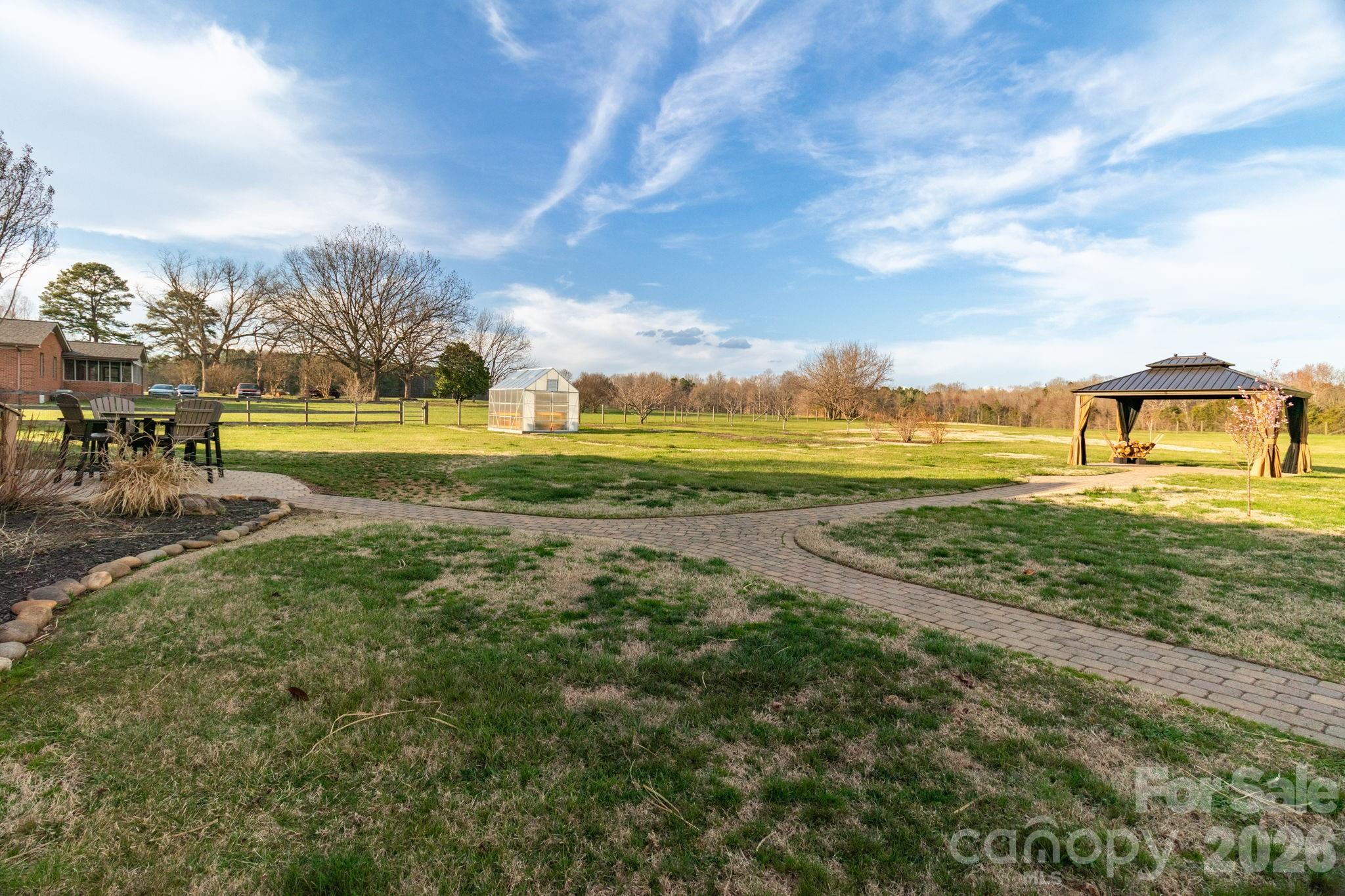 1545 Sides Road — Salisbury