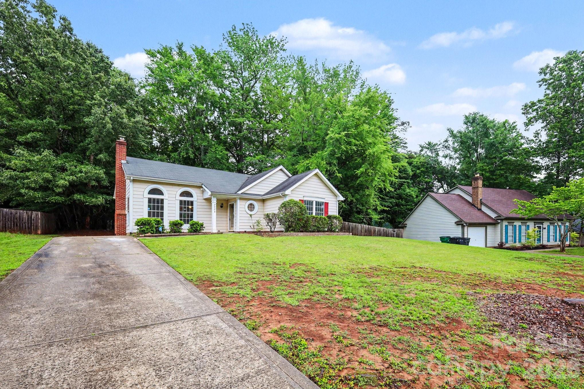 7925 Turquoise Drive — Charlotte