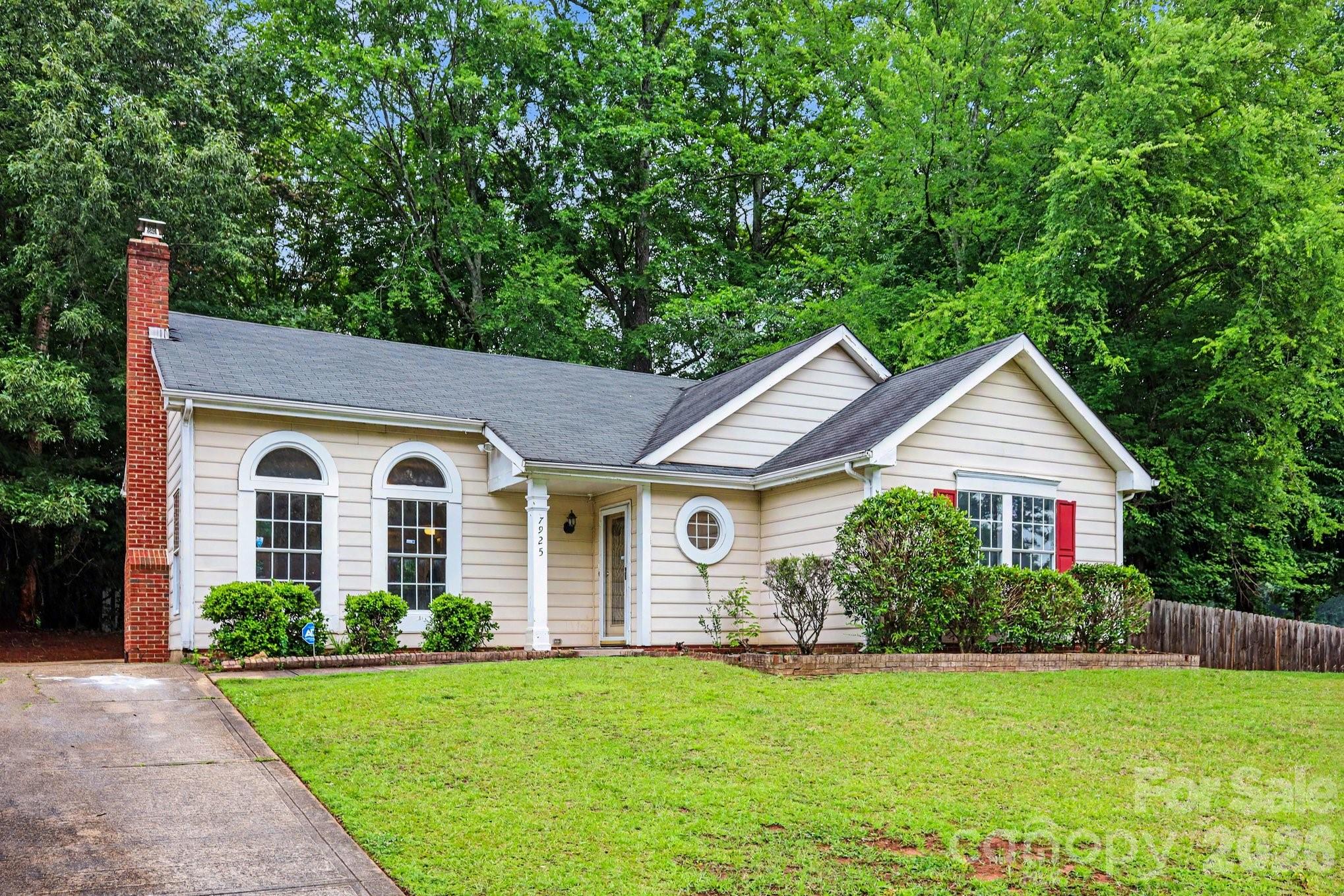 7925 Turquoise Drive — Charlotte