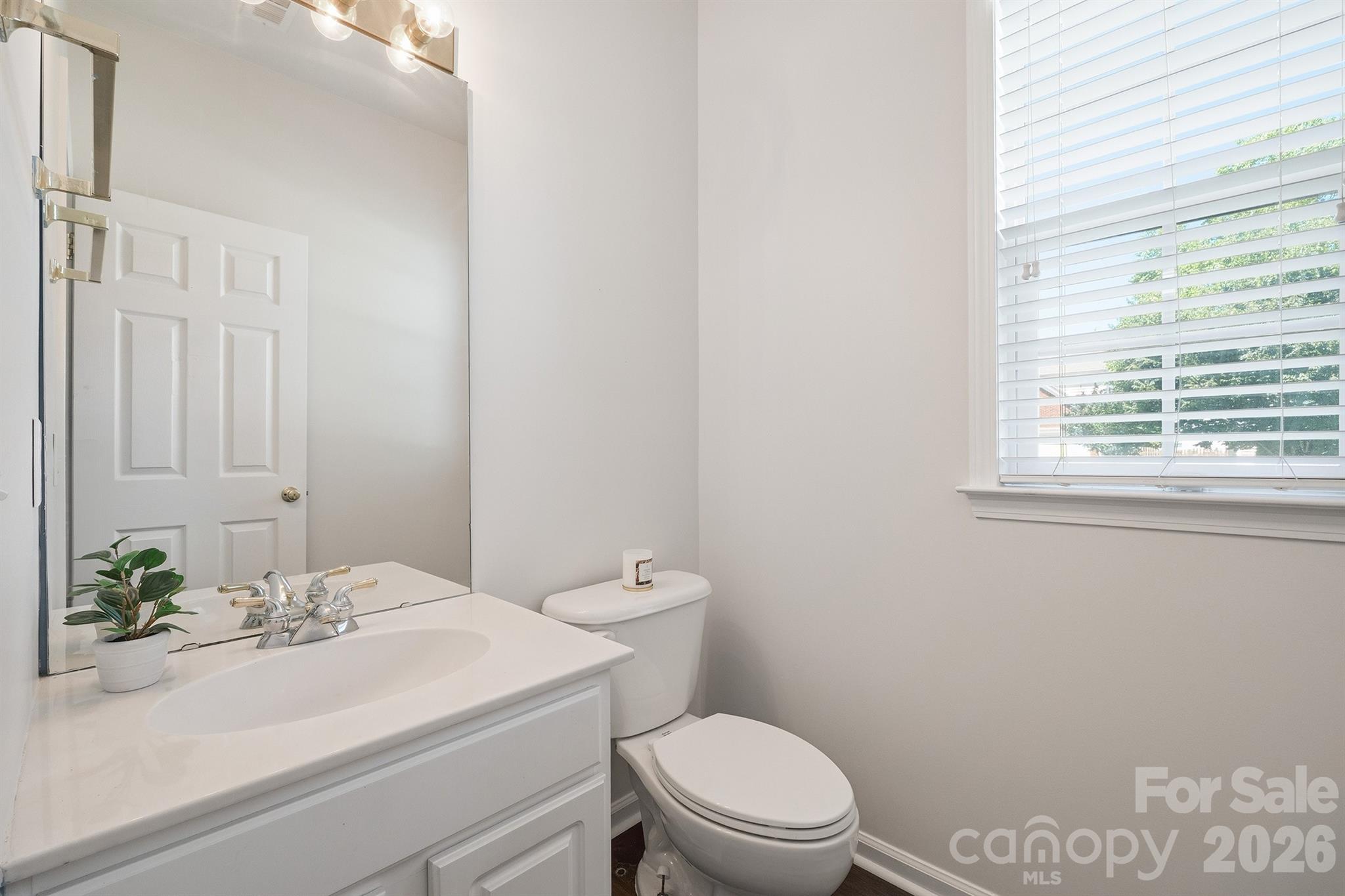 7633 Rathburn Lane — Charlotte