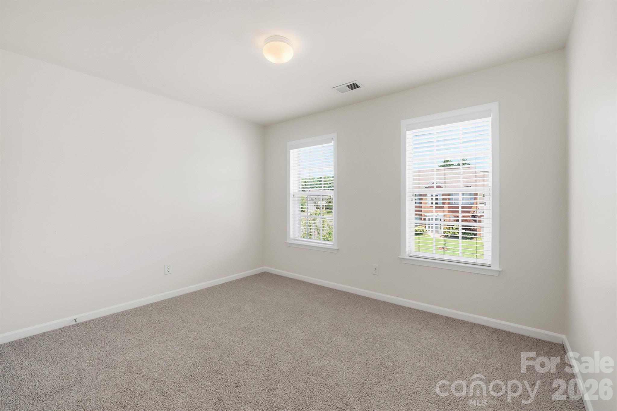 7633 Rathburn Lane — Charlotte