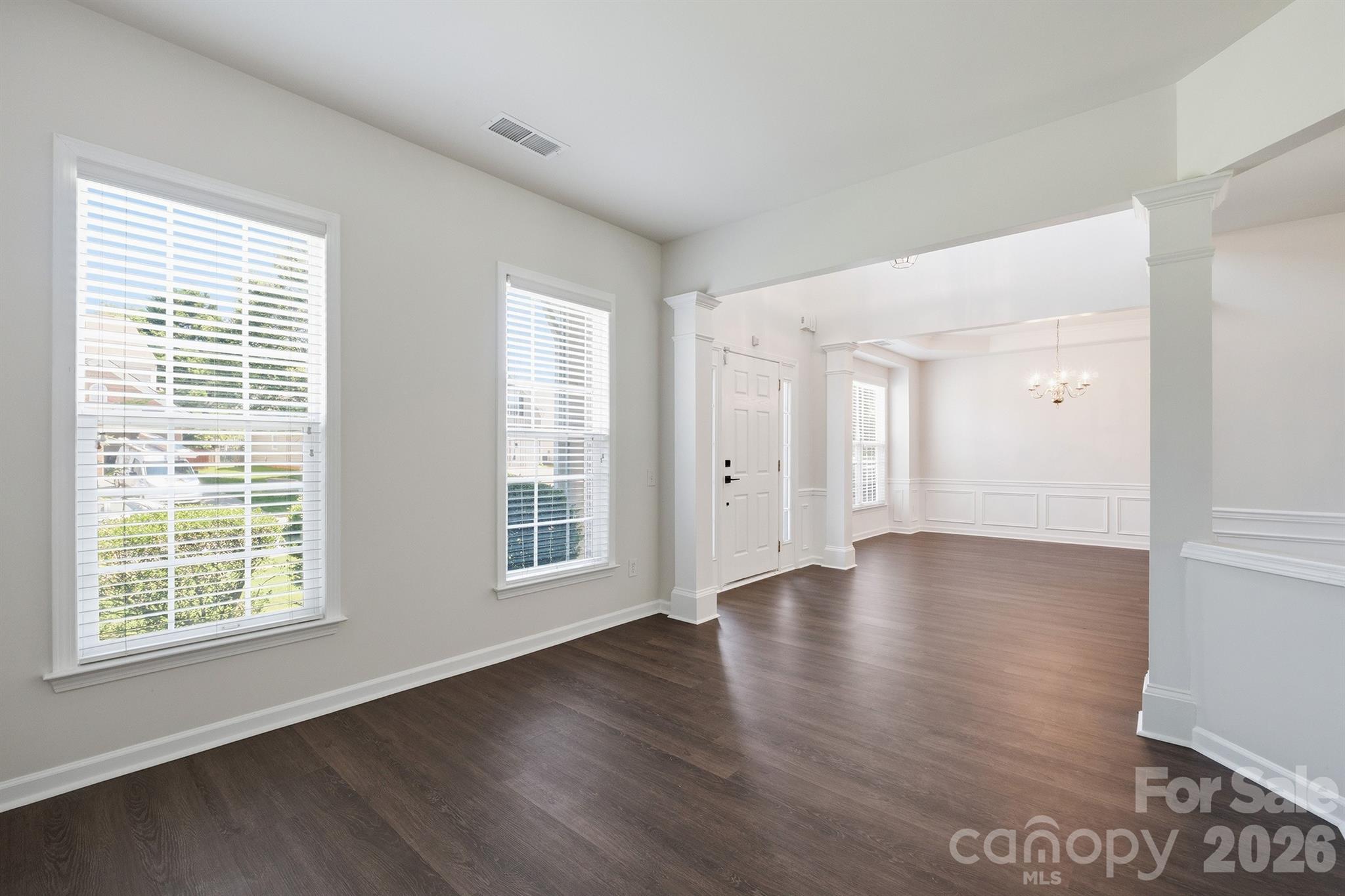 7633 Rathburn Lane — Charlotte