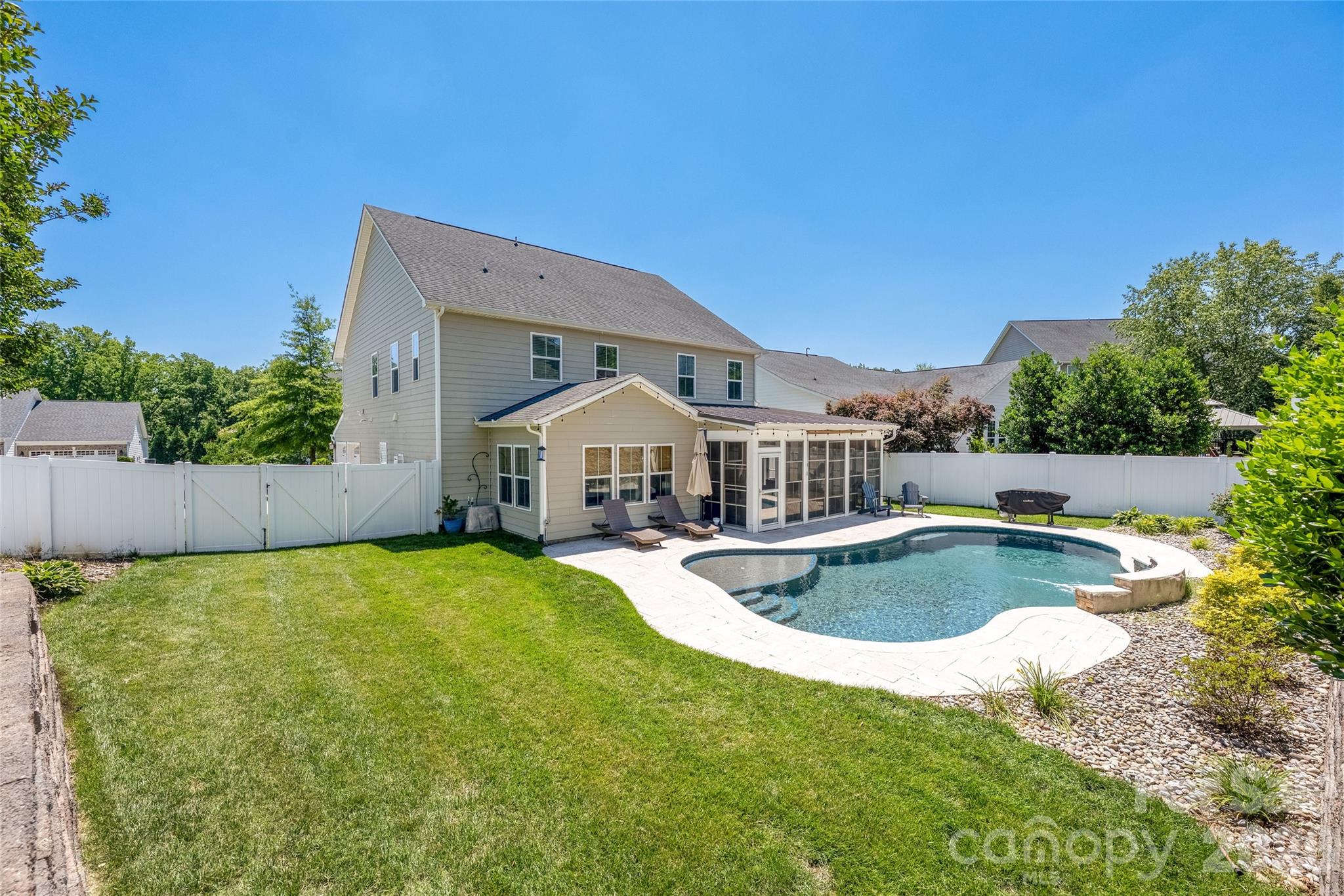 13302 Serenity Street — Huntersville