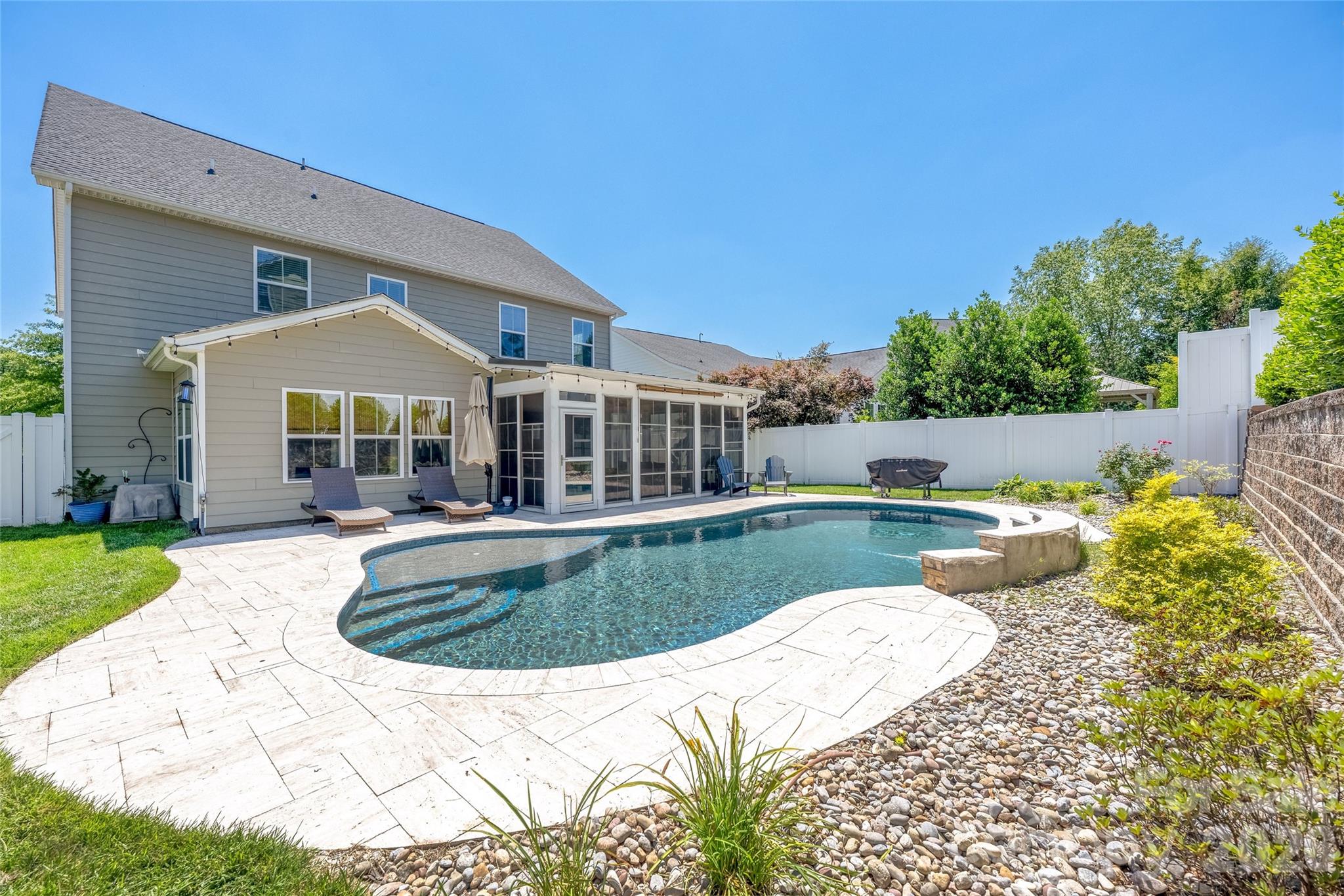 13302 Serenity Street — Huntersville