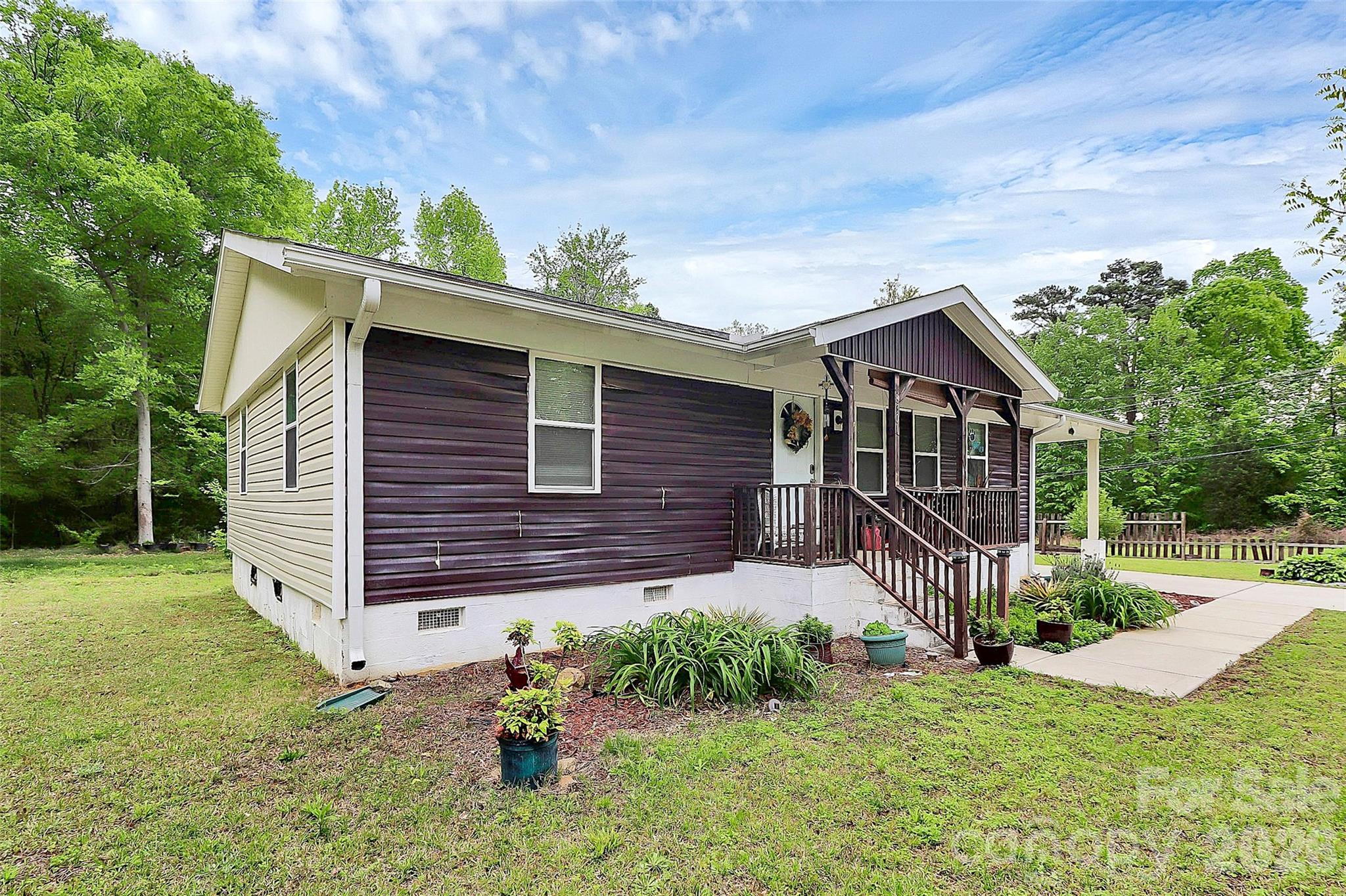 8301 Washington Boulevard — Charlotte