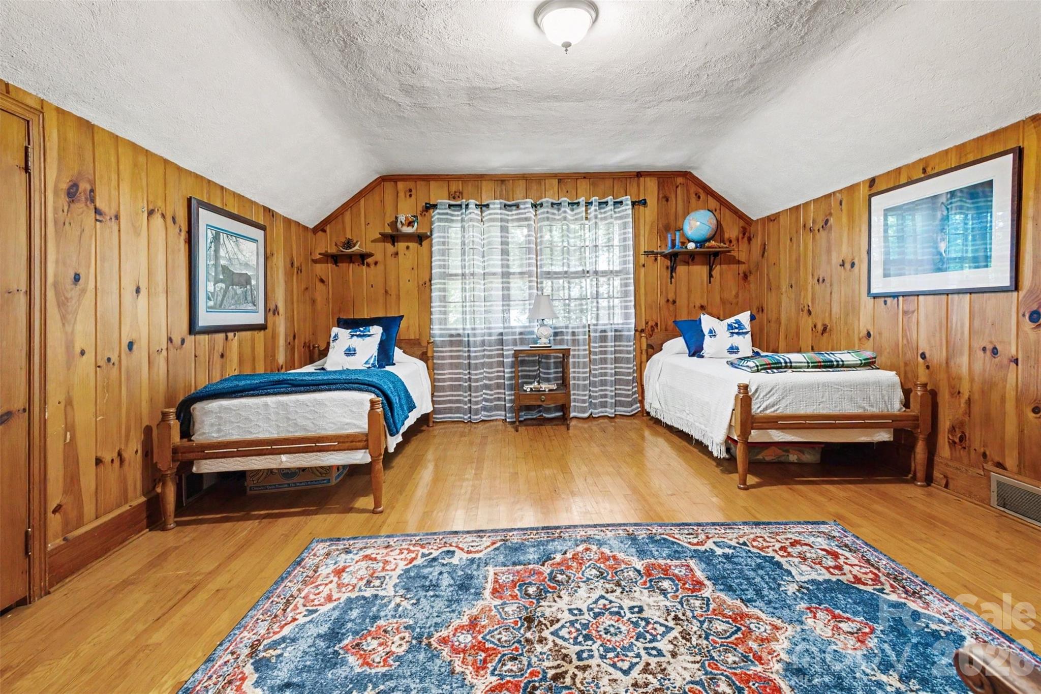613 E Ridge Street — Kings Mountain