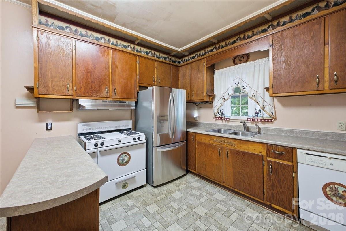 8512, 8516, 8520 Colgate Circle — Charlotte