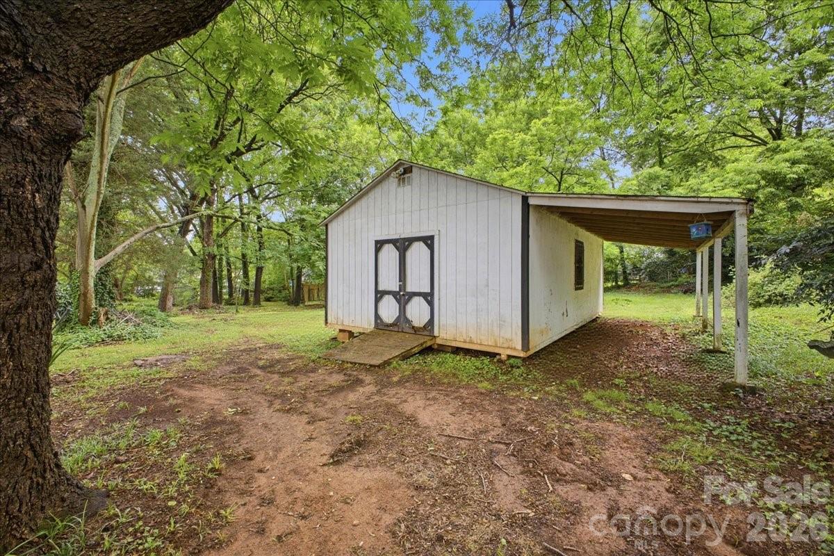 8512, 8516, 8520 Colgate Circle — Charlotte