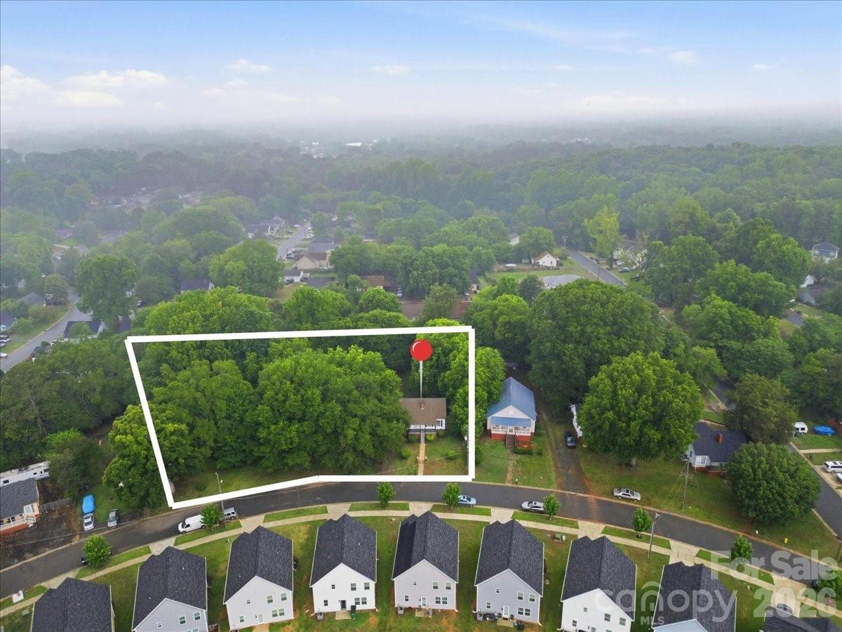 8512, 8516, 8520 Colgate Circle — Charlotte