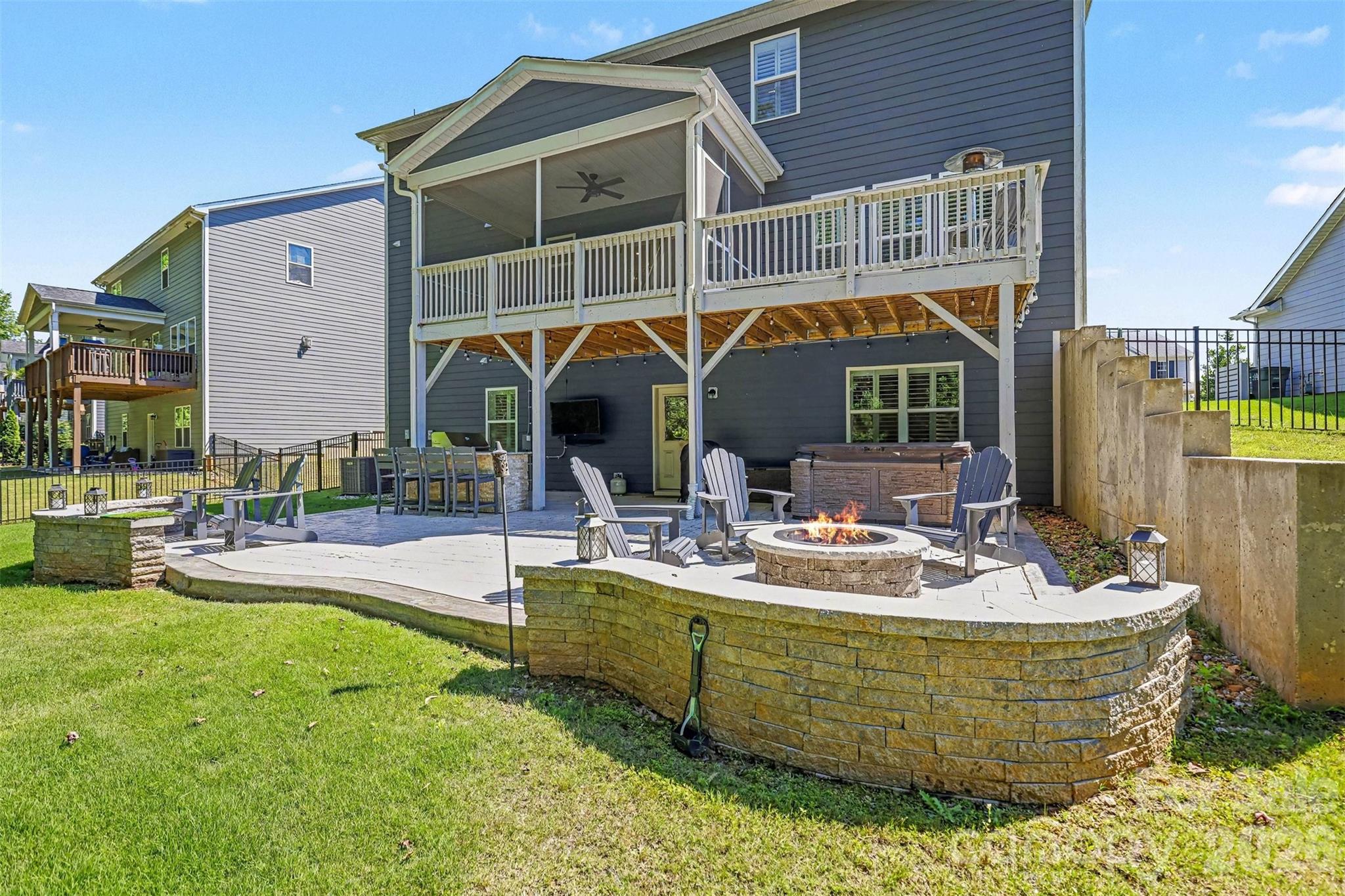 1246 Regions Boulevard — Fort Mill
