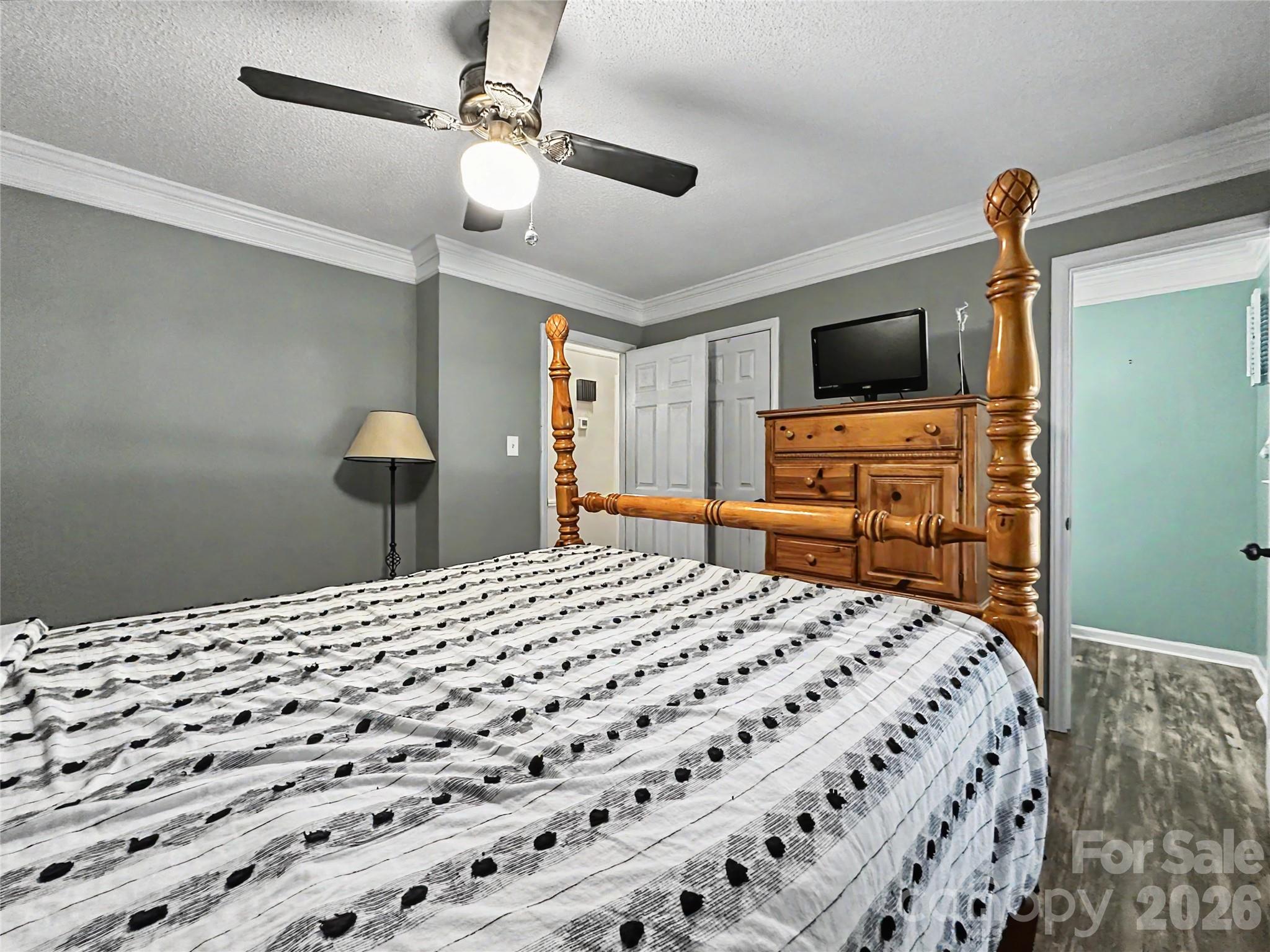 213 Bostian Lake Road — Statesville