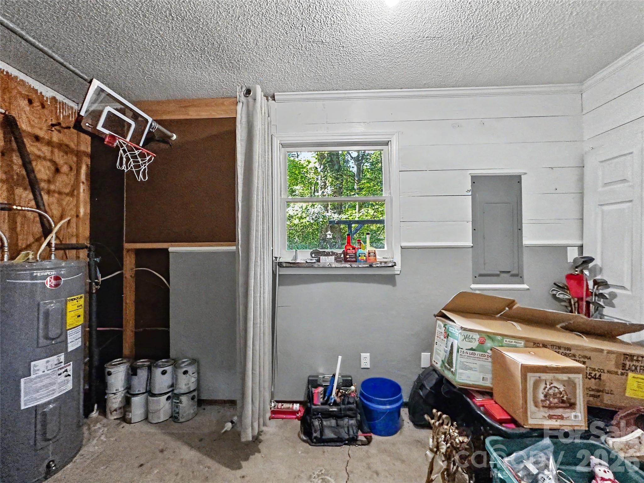 213 Bostian Lake Road — Statesville