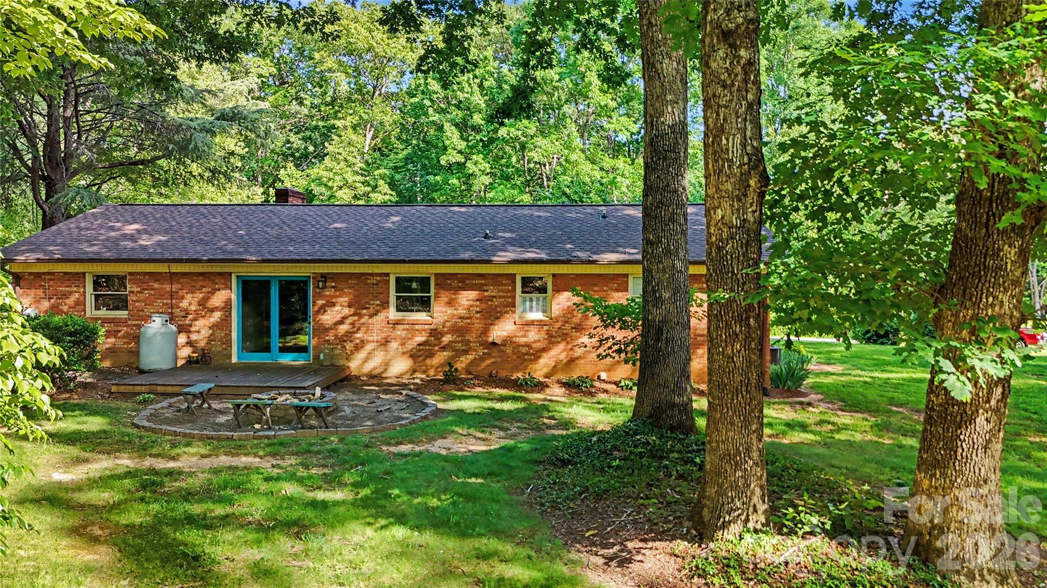 213 Bostian Lake Road — Statesville