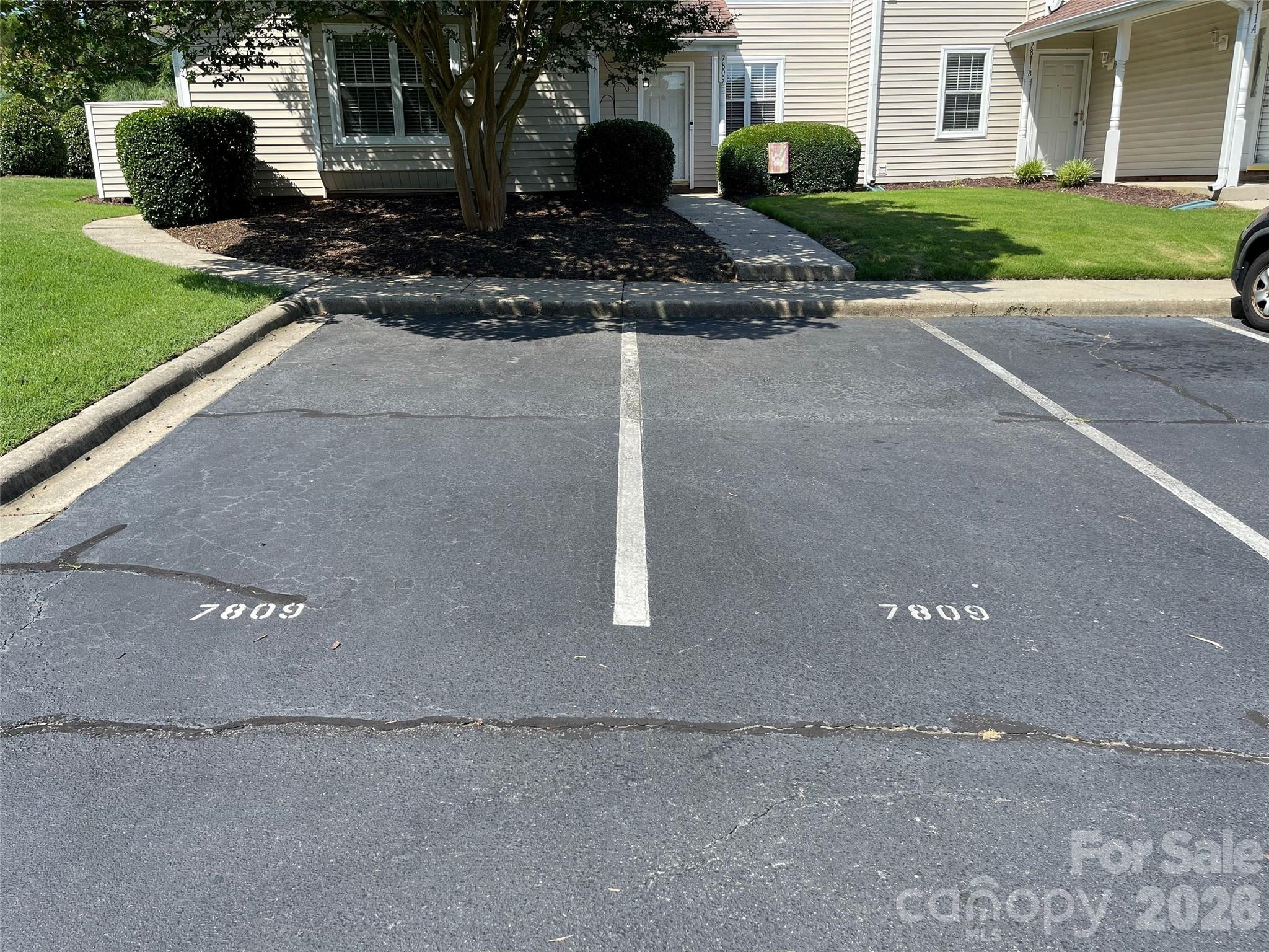 7809 Davinci Lane — Charlotte