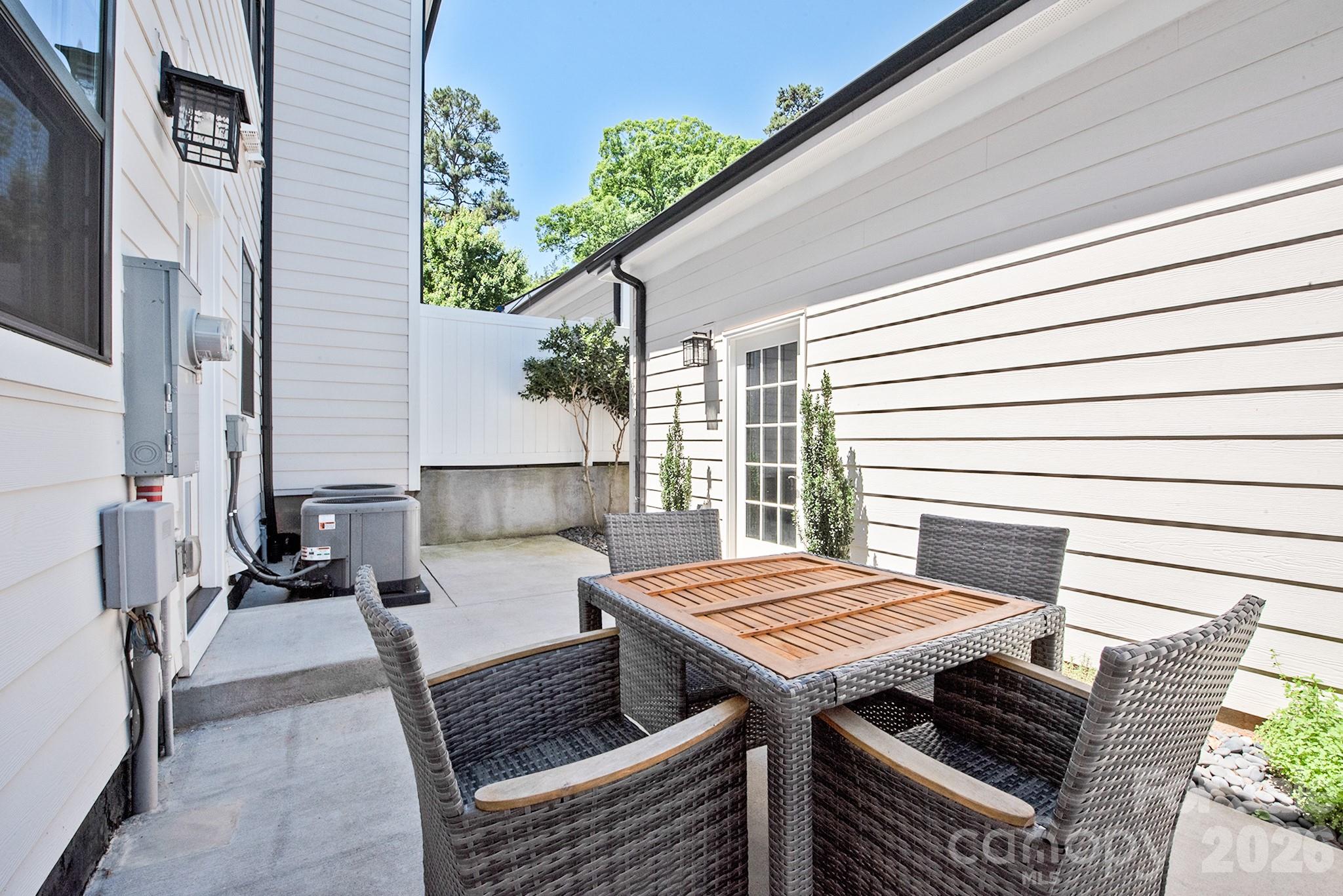 523 Griffith Village Lane — Davidson