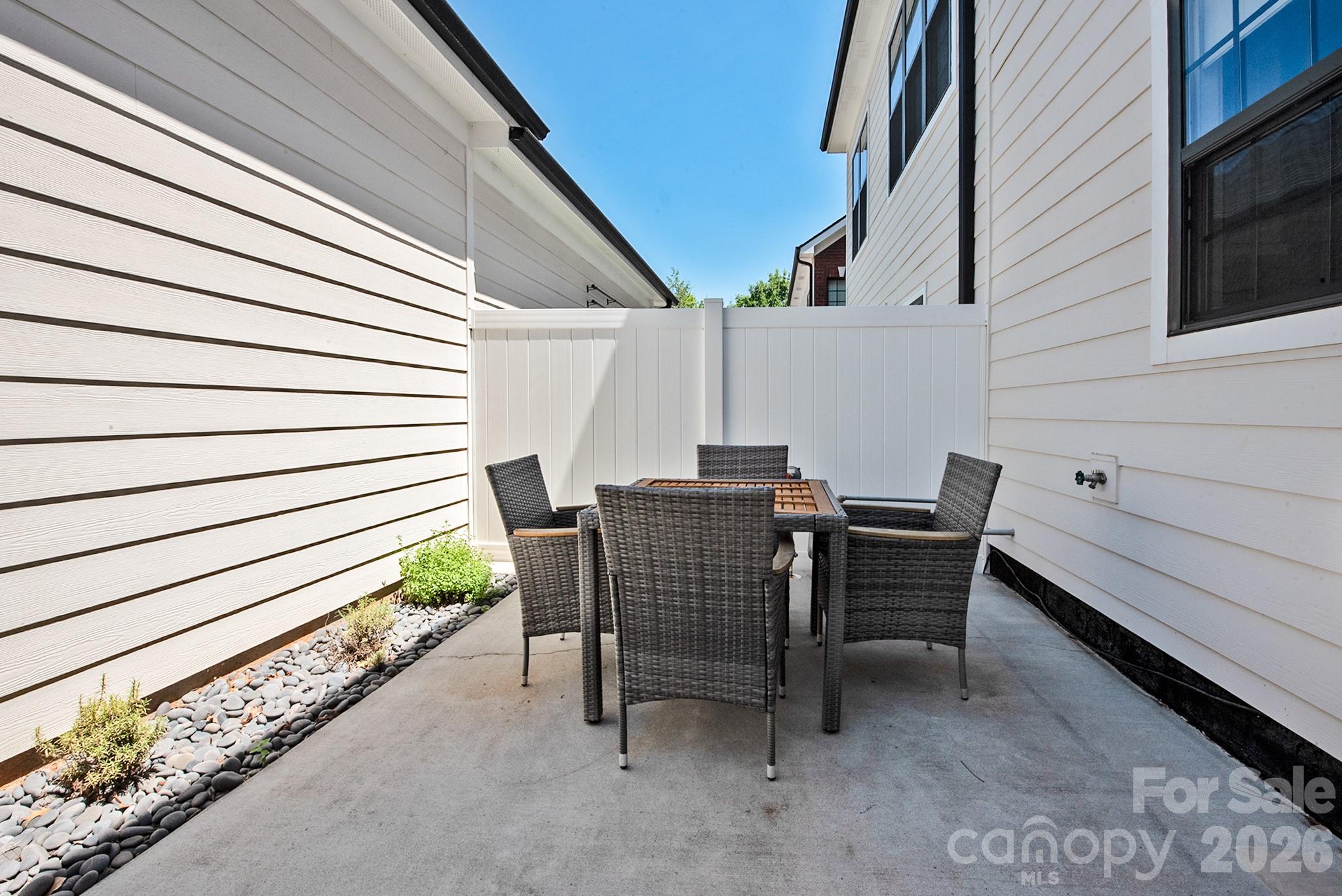 523 Griffith Village Lane — Davidson