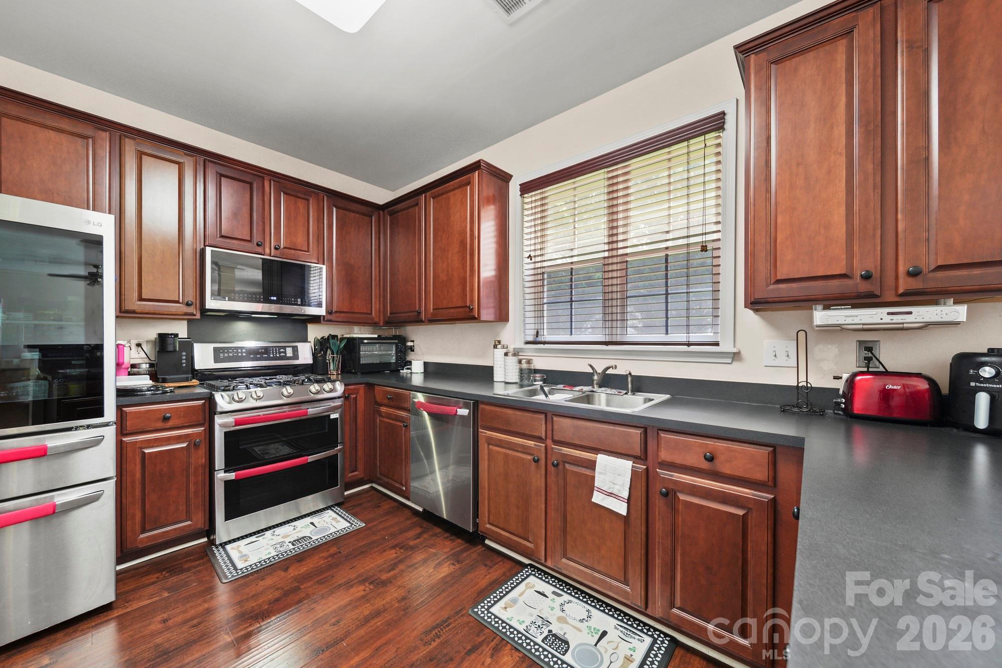 3124 Arklow Road — Charlotte