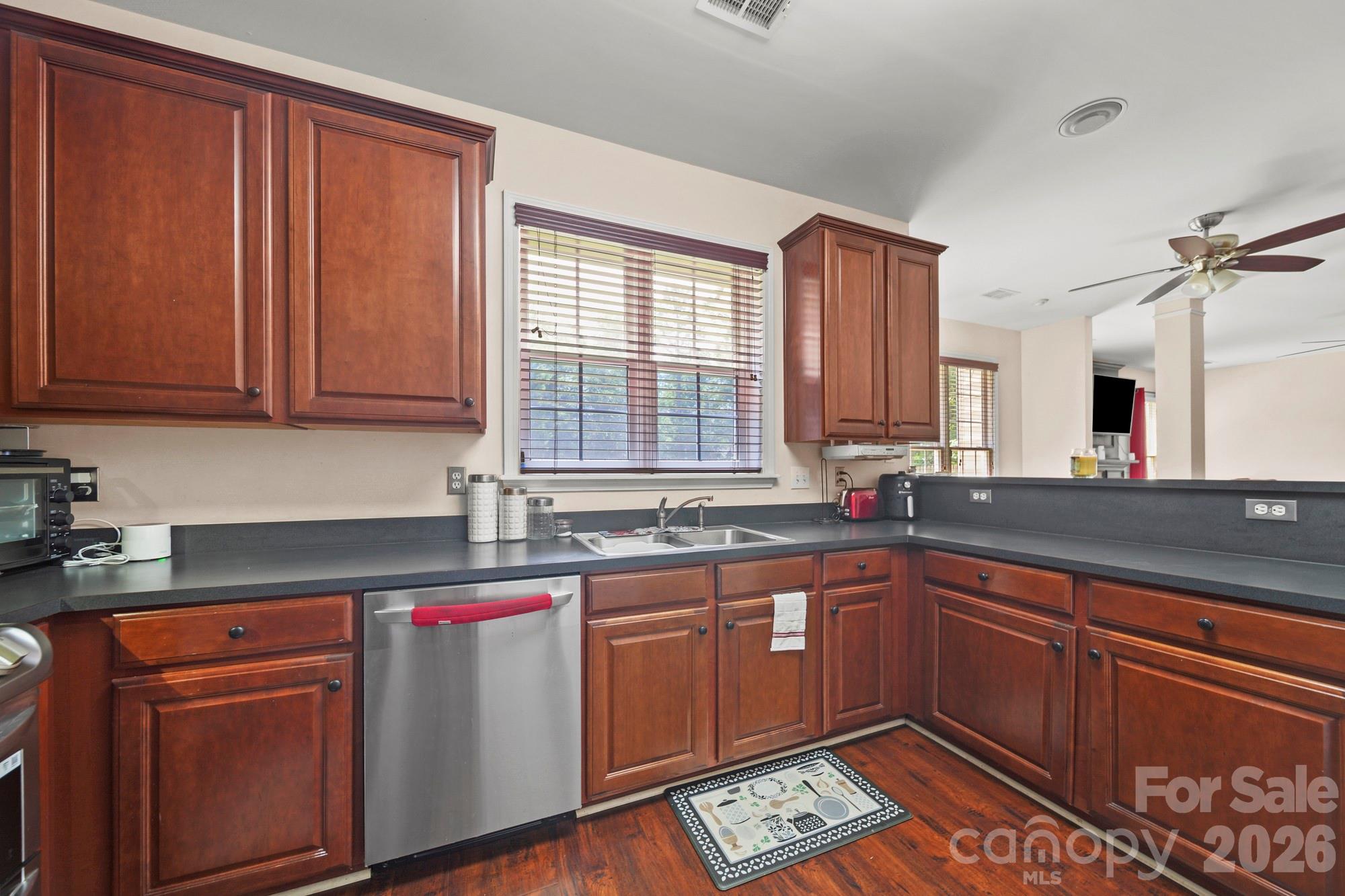 3124 Arklow Road — Charlotte