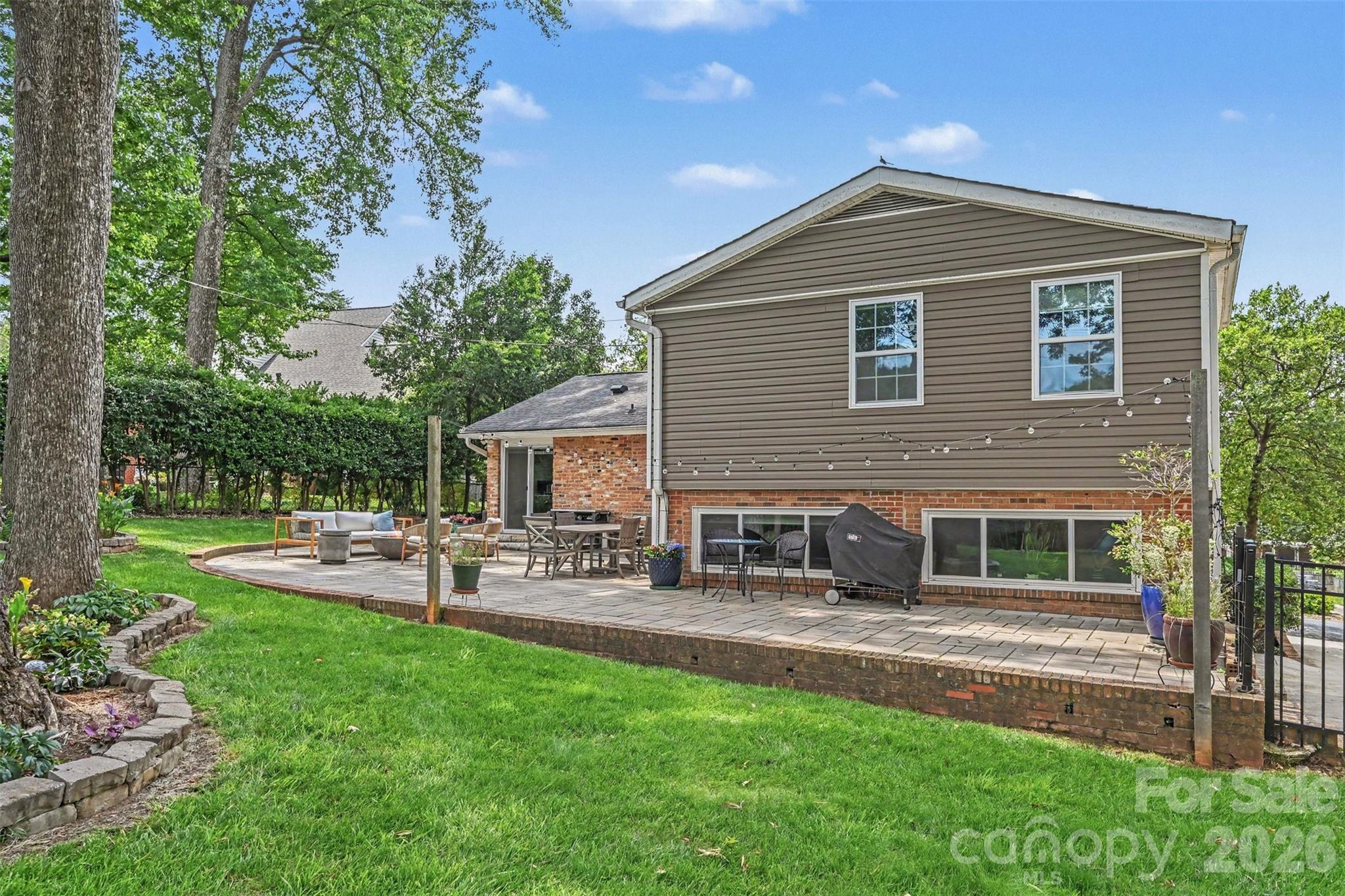 4931 Seacroft Road — Charlotte