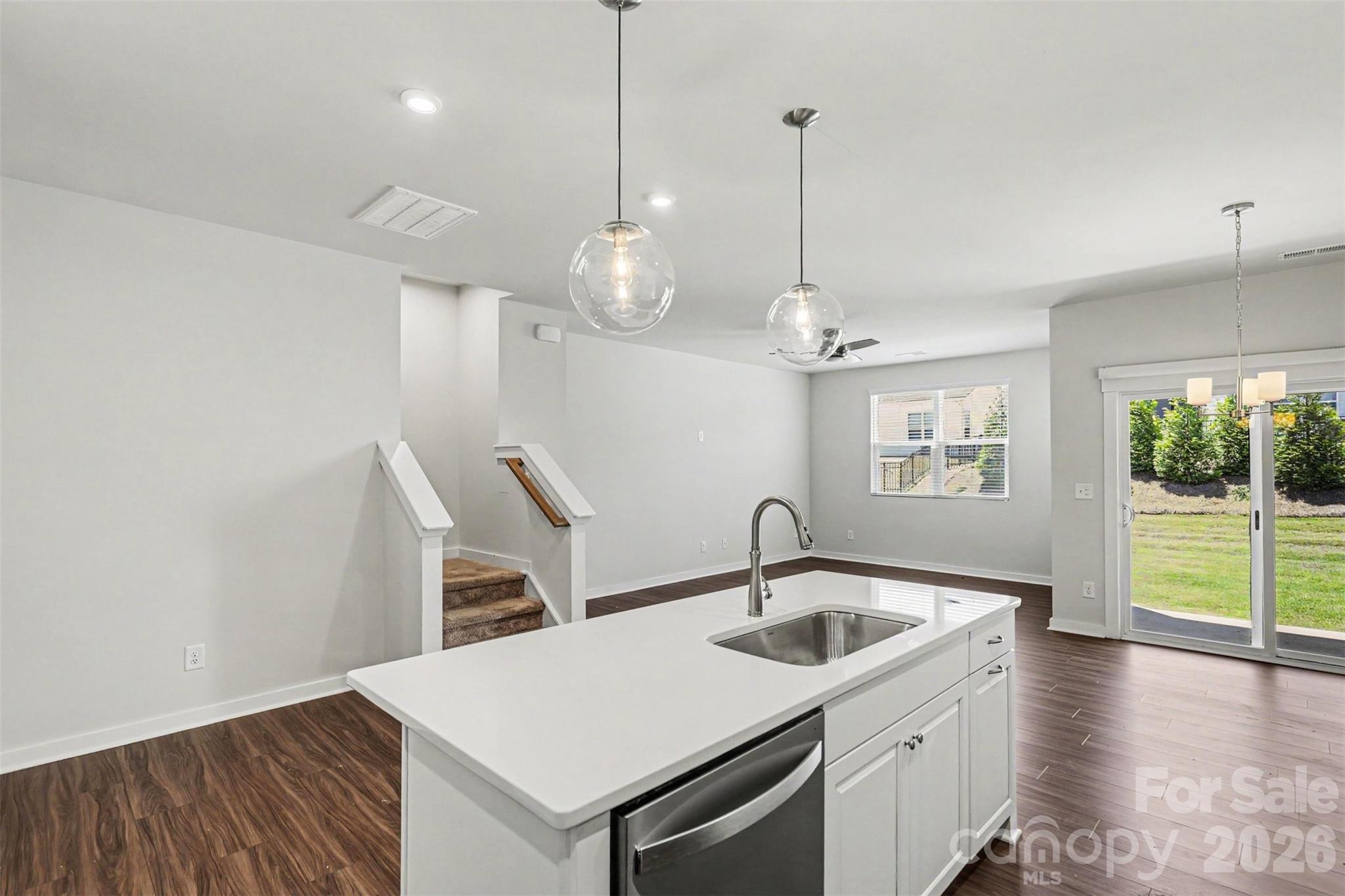 9521 Munsing Drive — Charlotte