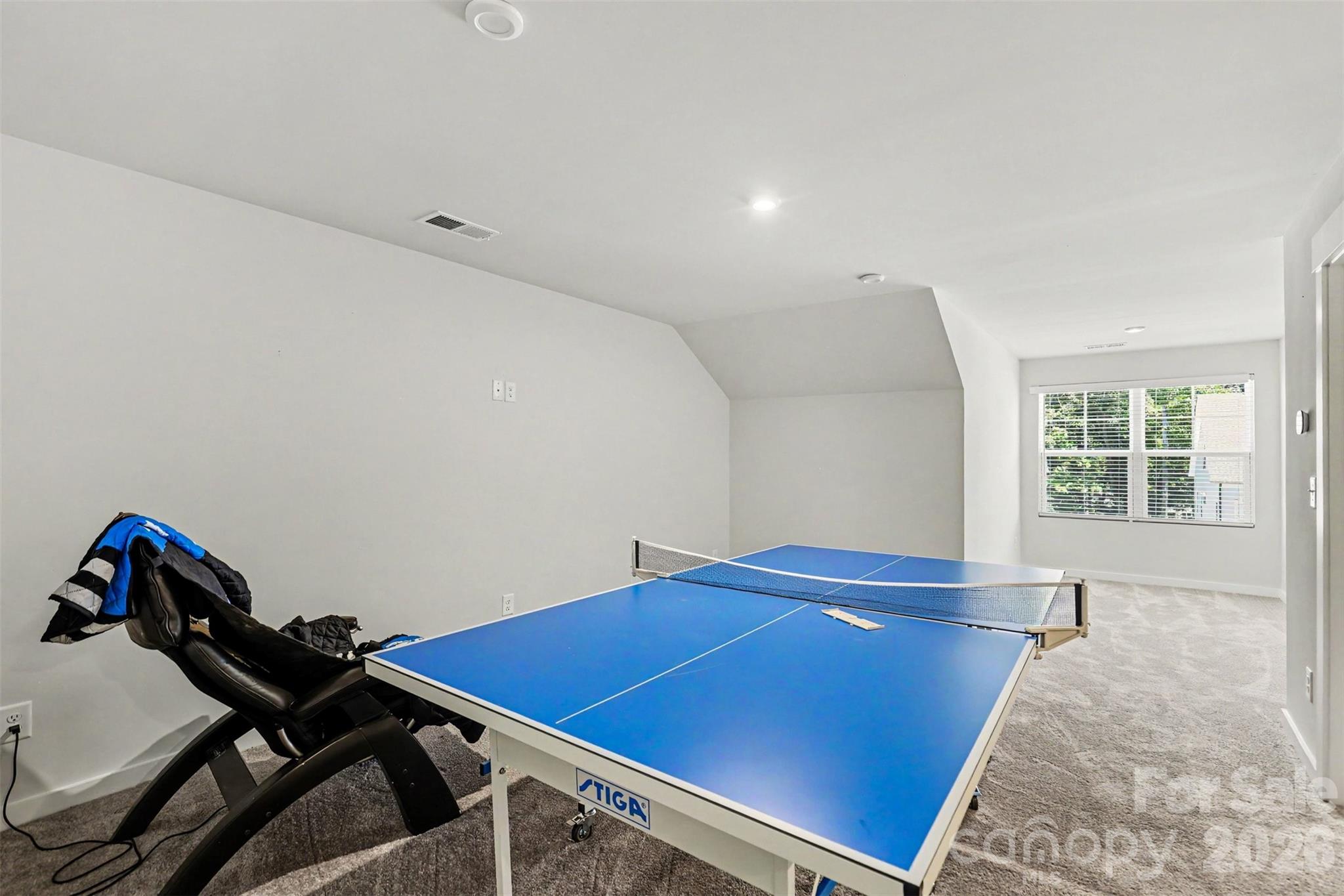 9521 Munsing Drive — Charlotte