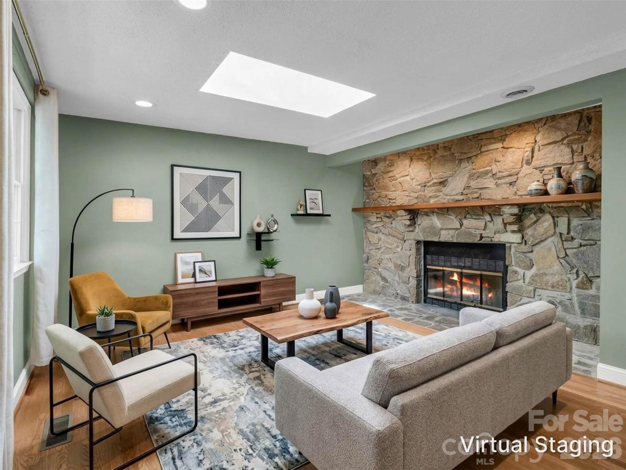 52 Forest Road — Asheville