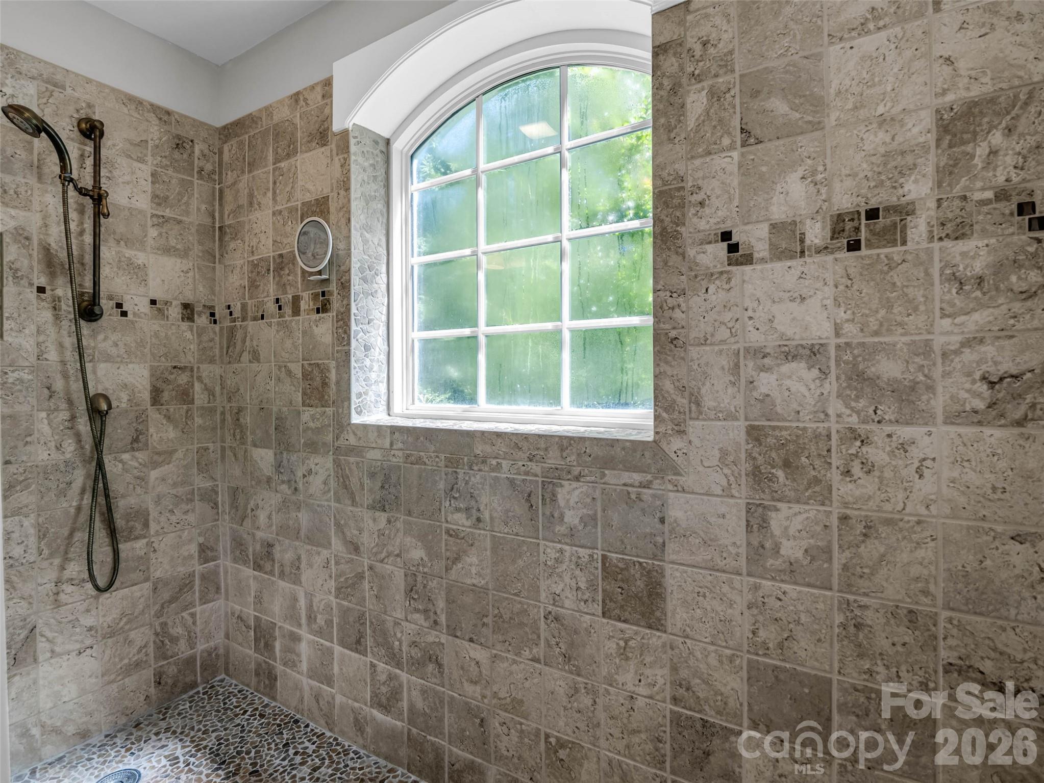 52 Forest Road — Asheville