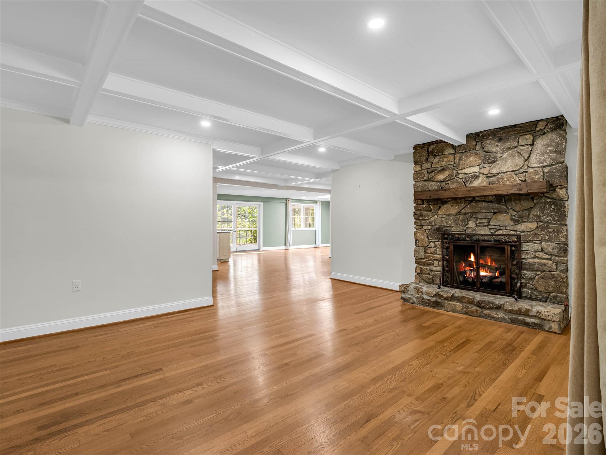 52 Forest Road — Asheville
