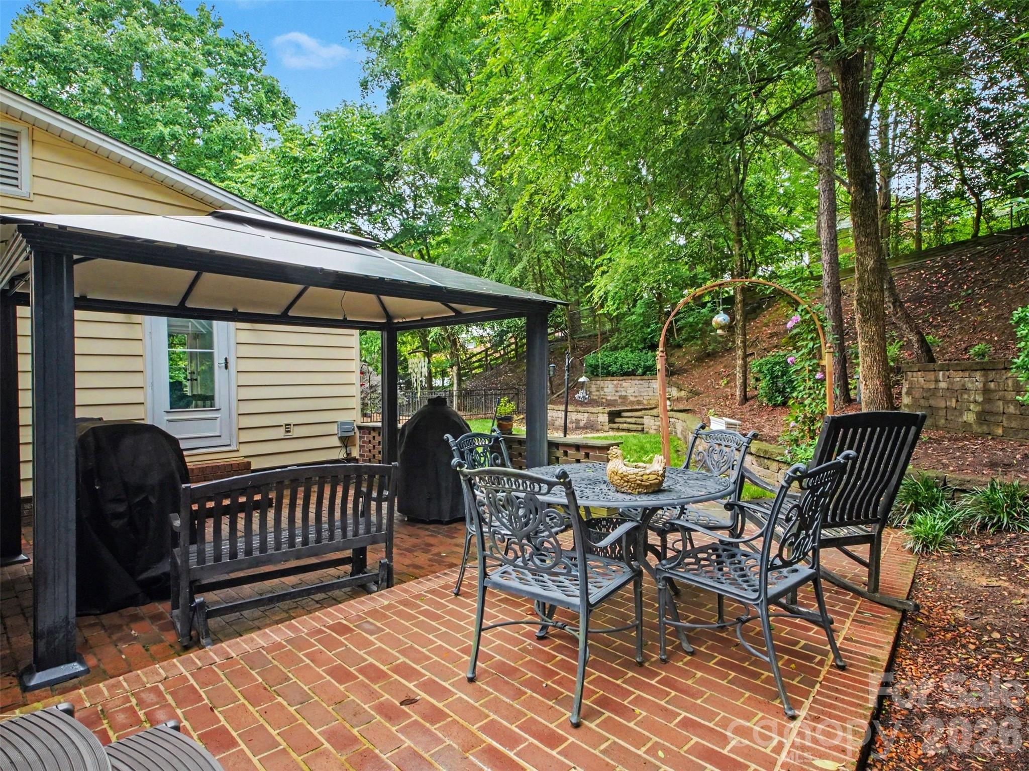 420 Brook Avenue SE — Concord