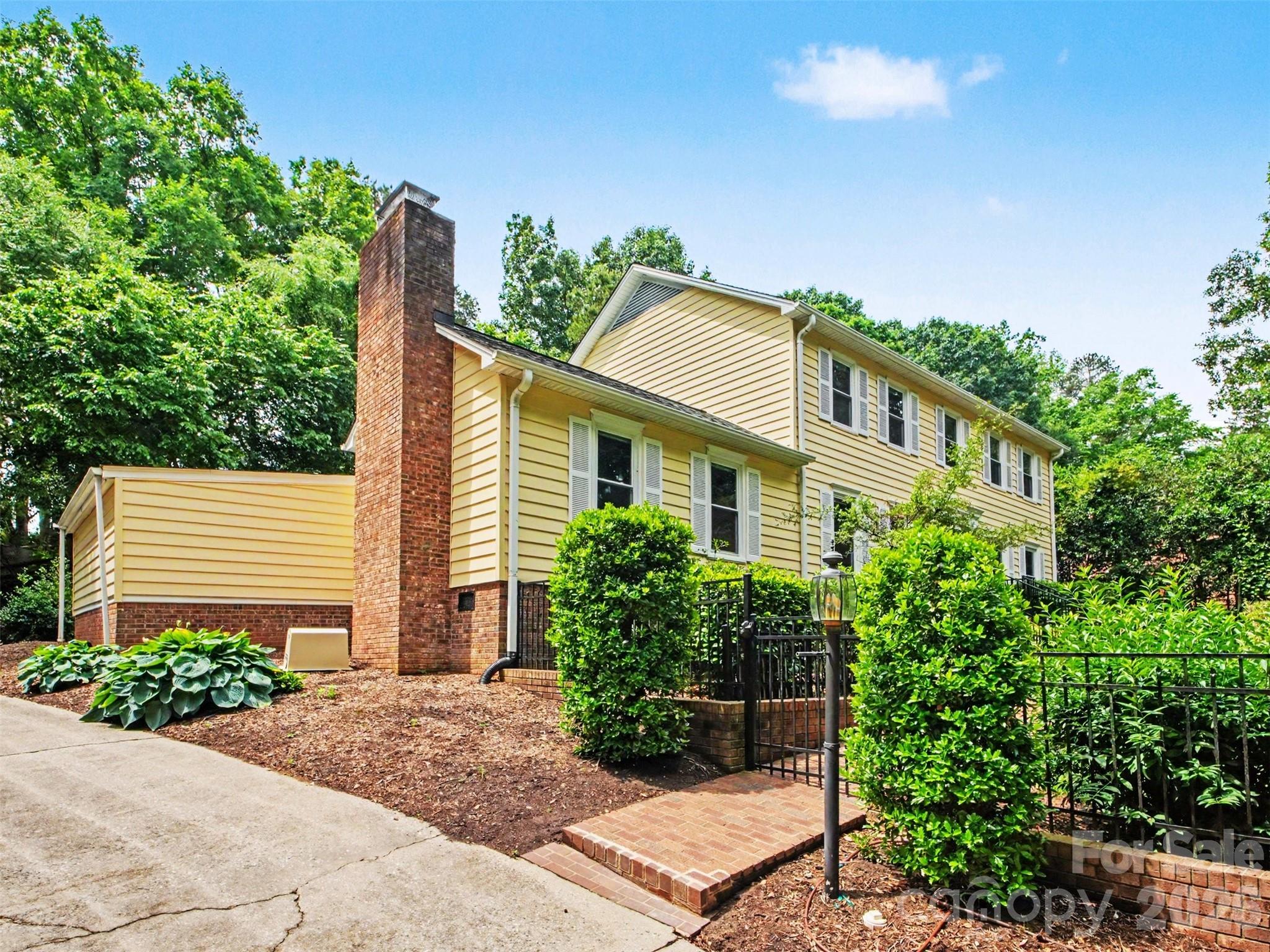 420 Brook Avenue SE — Concord