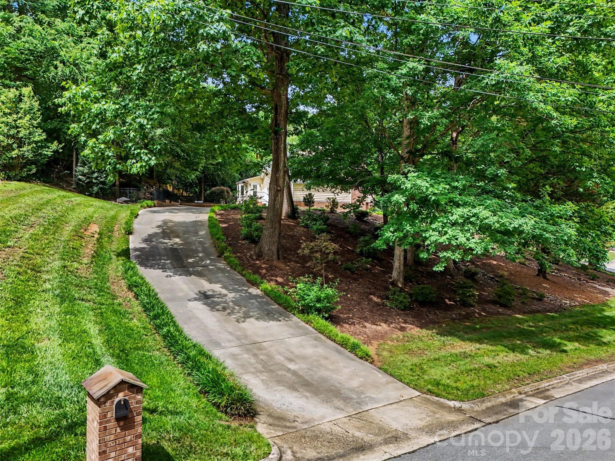 420 Brook Avenue SE — Concord