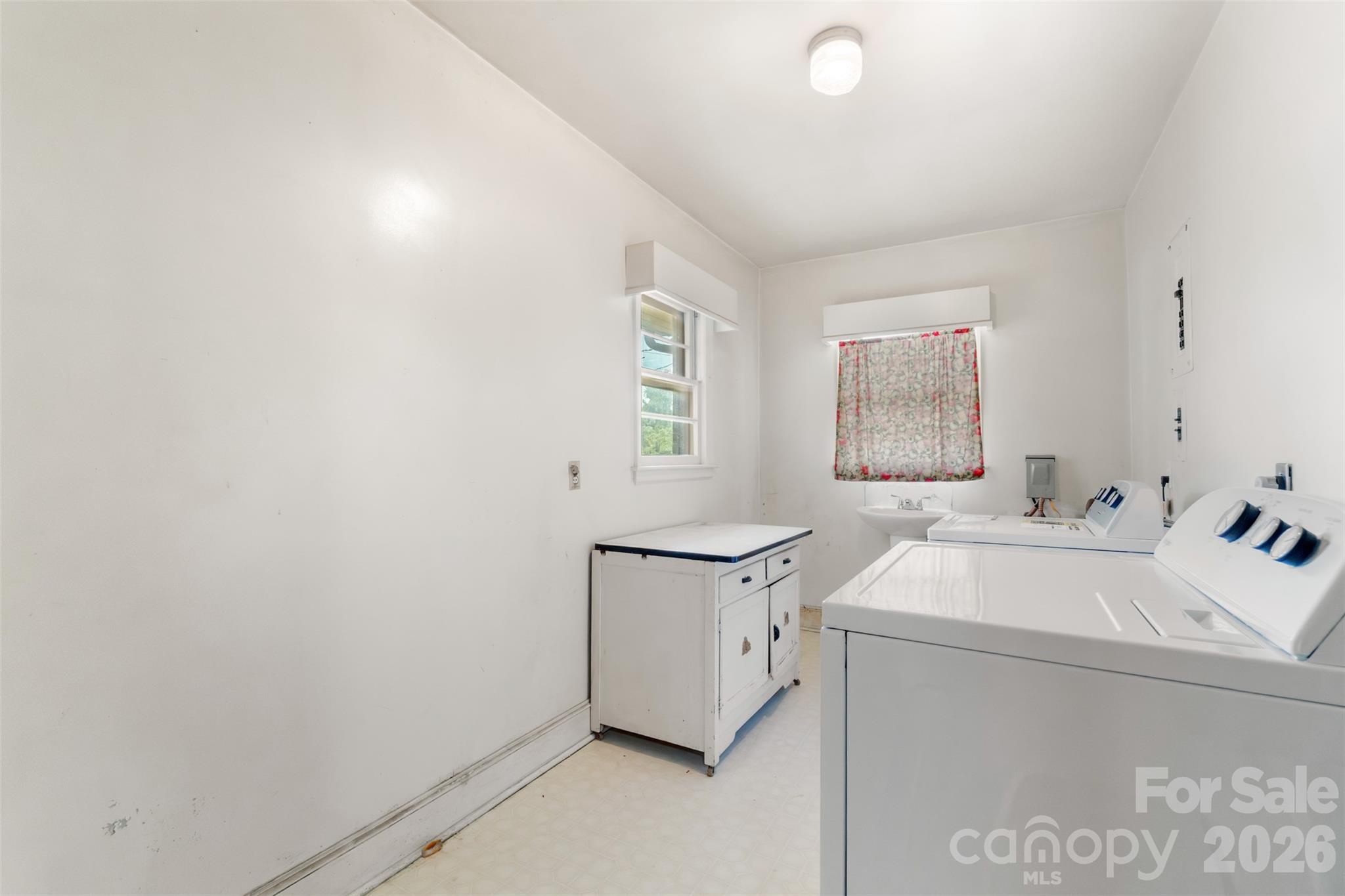 1400 Morven Road — Wadesboro
