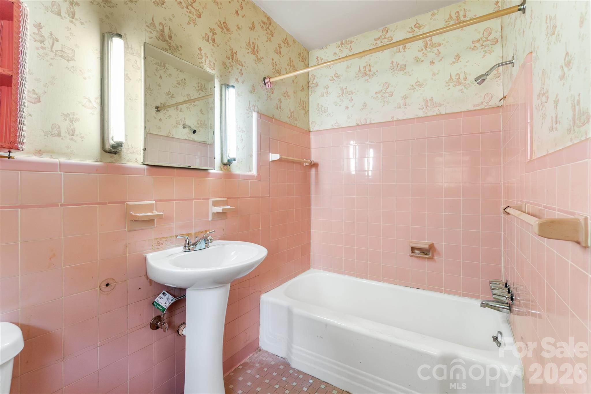 1400 Morven Road — Wadesboro