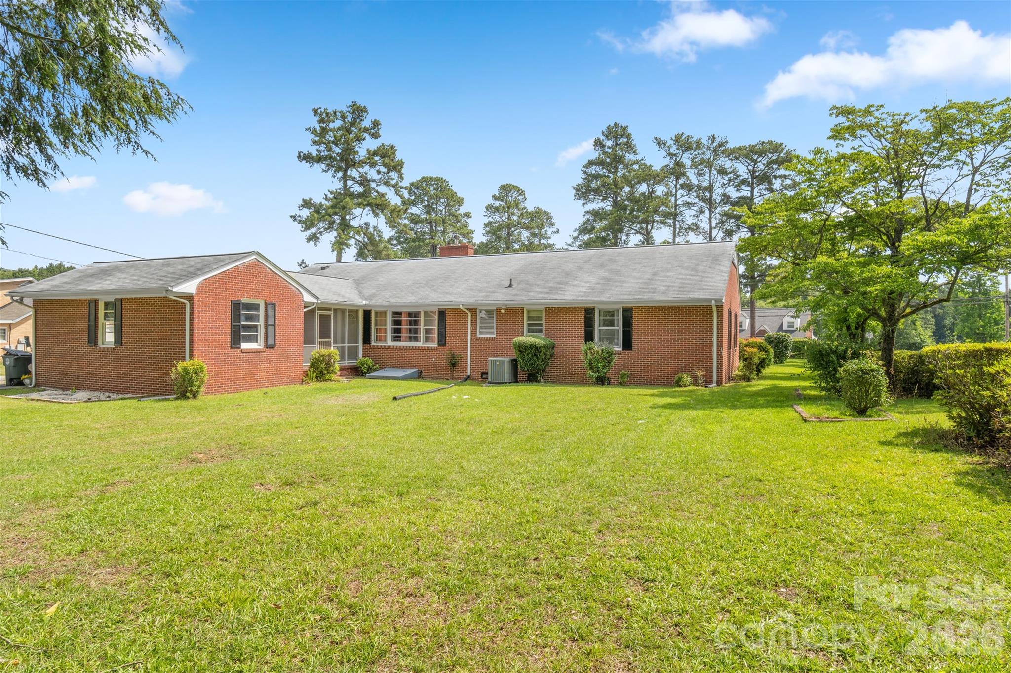 1400 Morven Road — Wadesboro