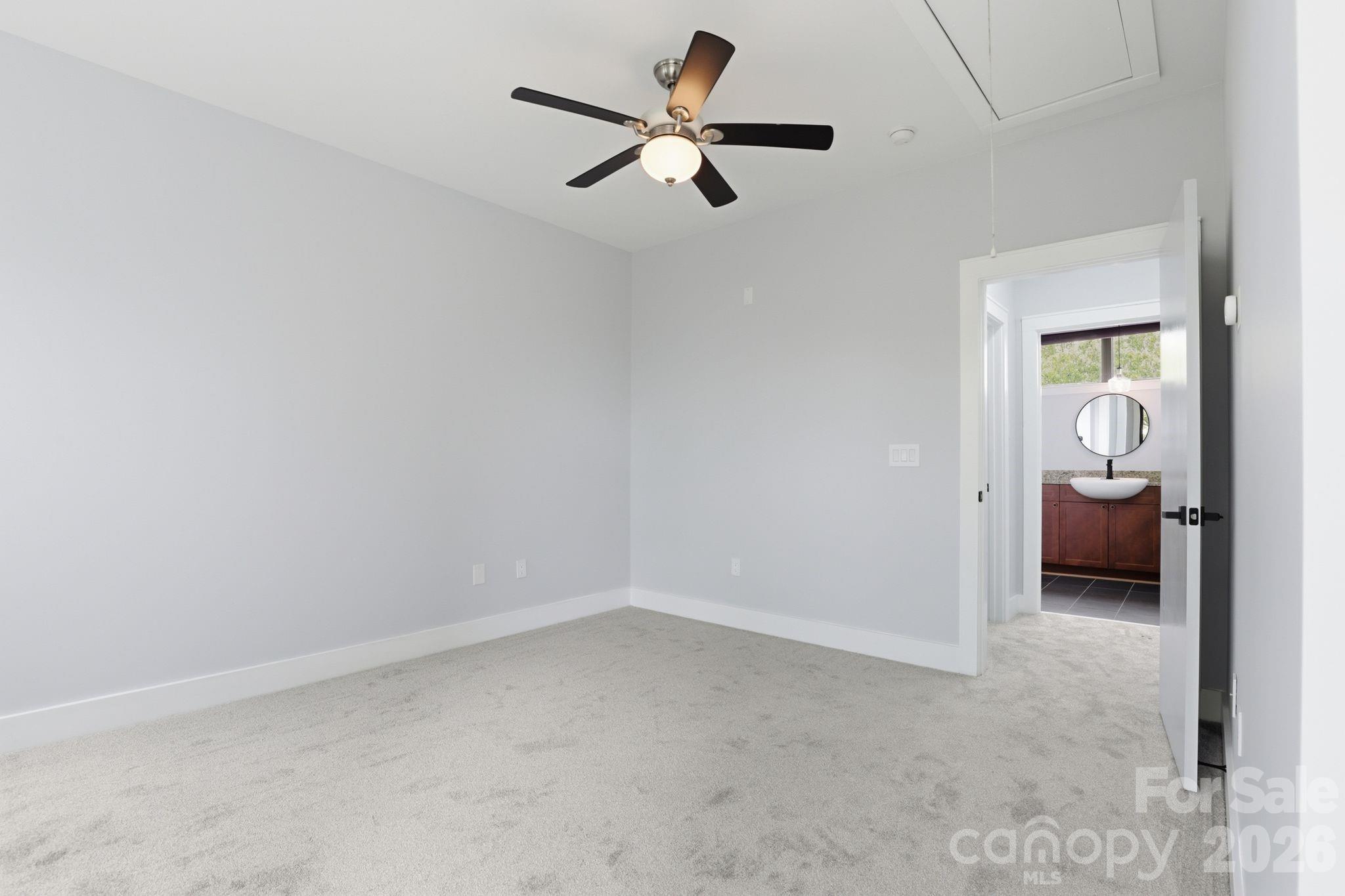 526 N McDowell Street — Charlotte
