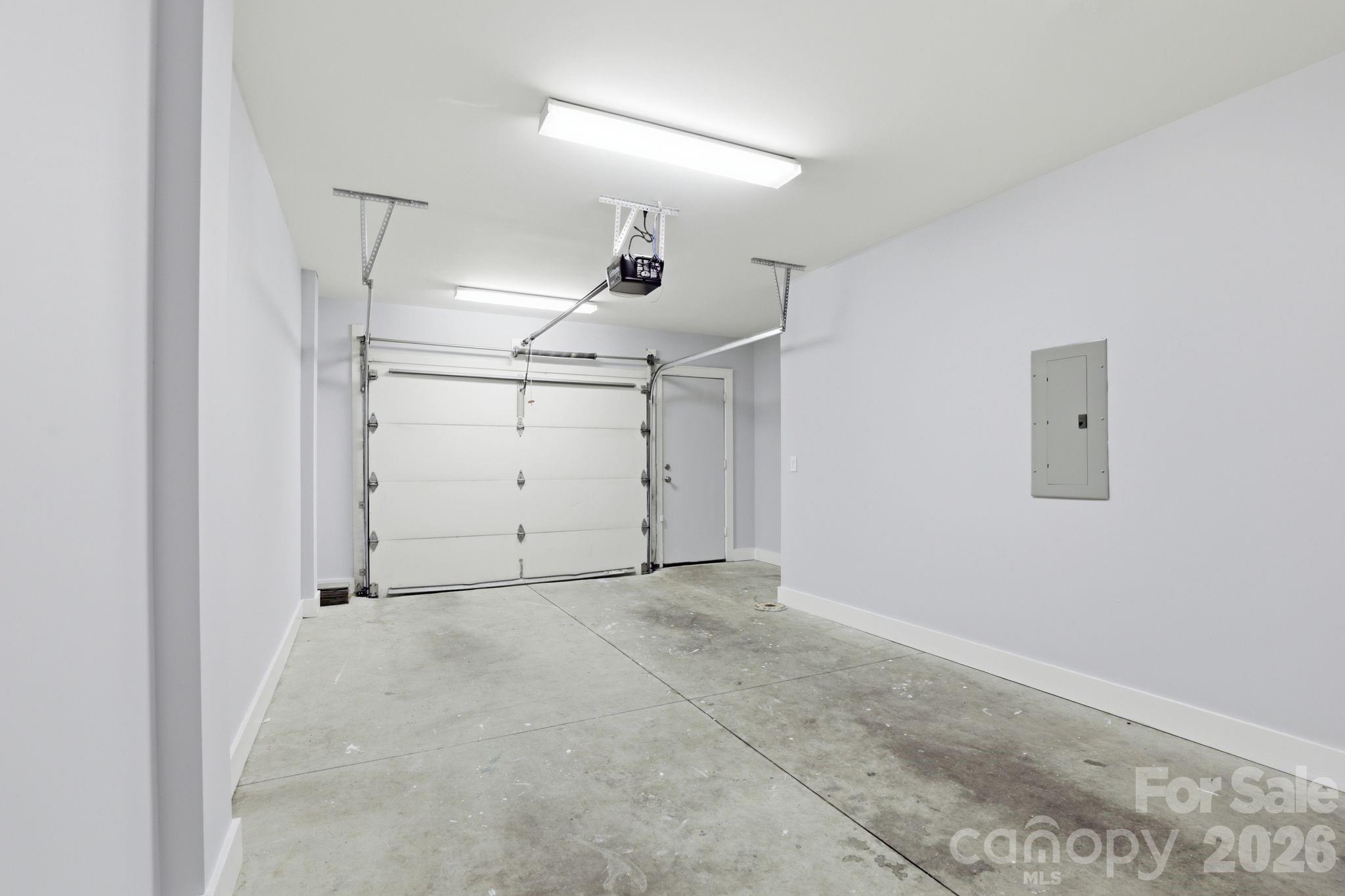 526 N McDowell Street — Charlotte