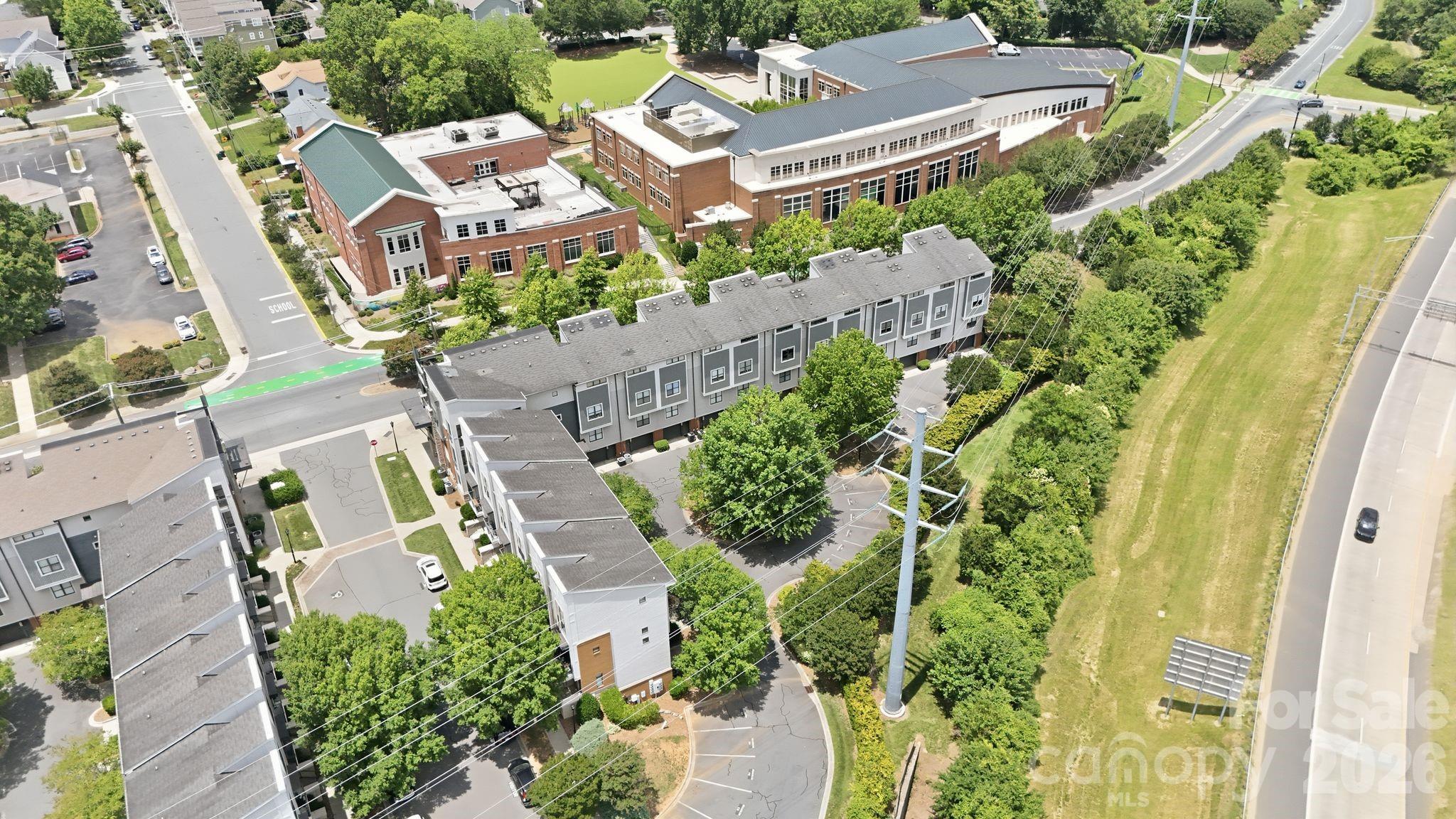 526 N McDowell Street — Charlotte