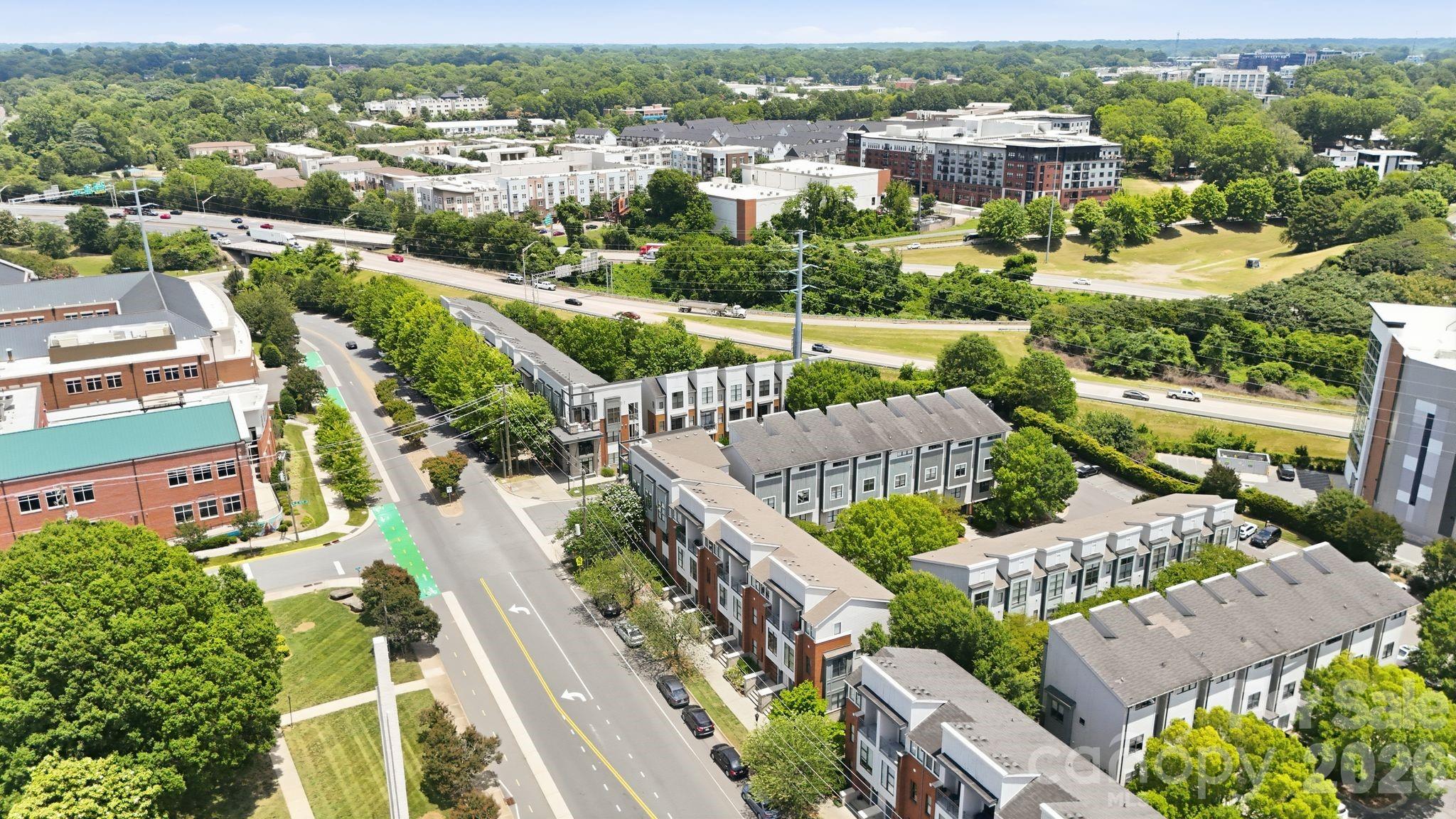 526 N McDowell Street — Charlotte