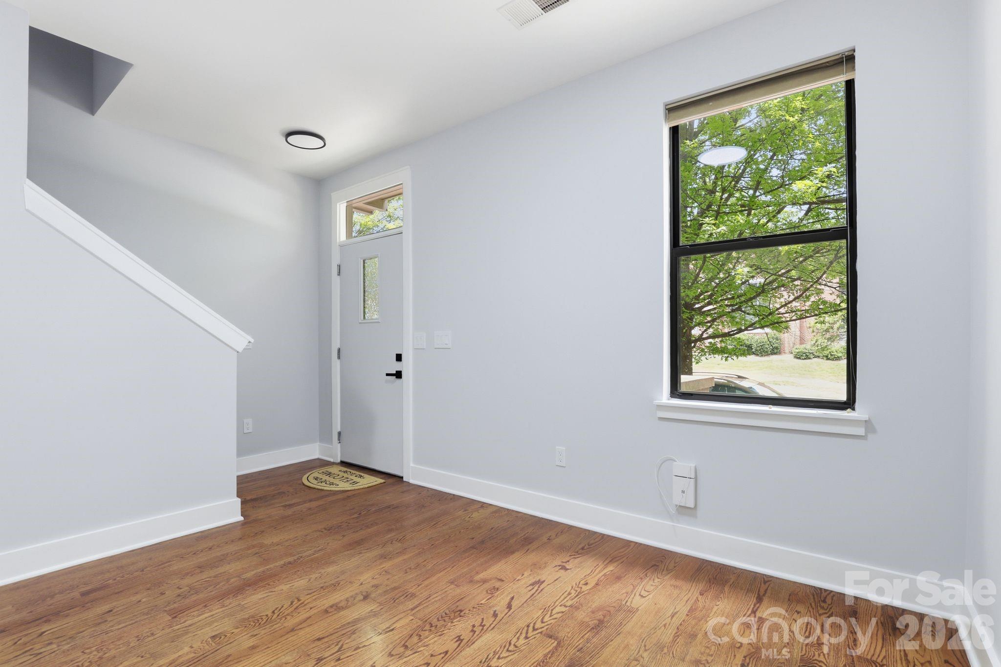526 N McDowell Street — Charlotte