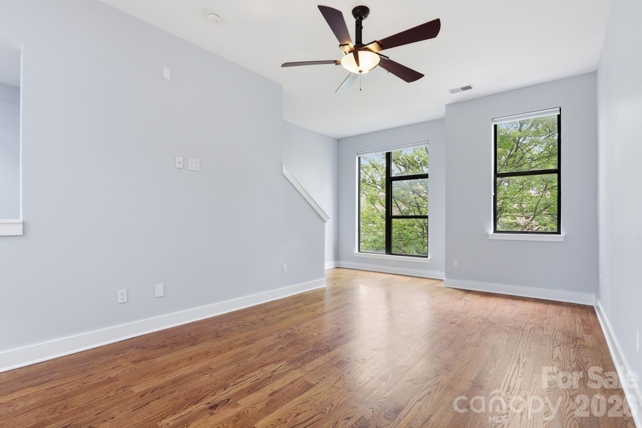 526 N McDowell Street — Charlotte