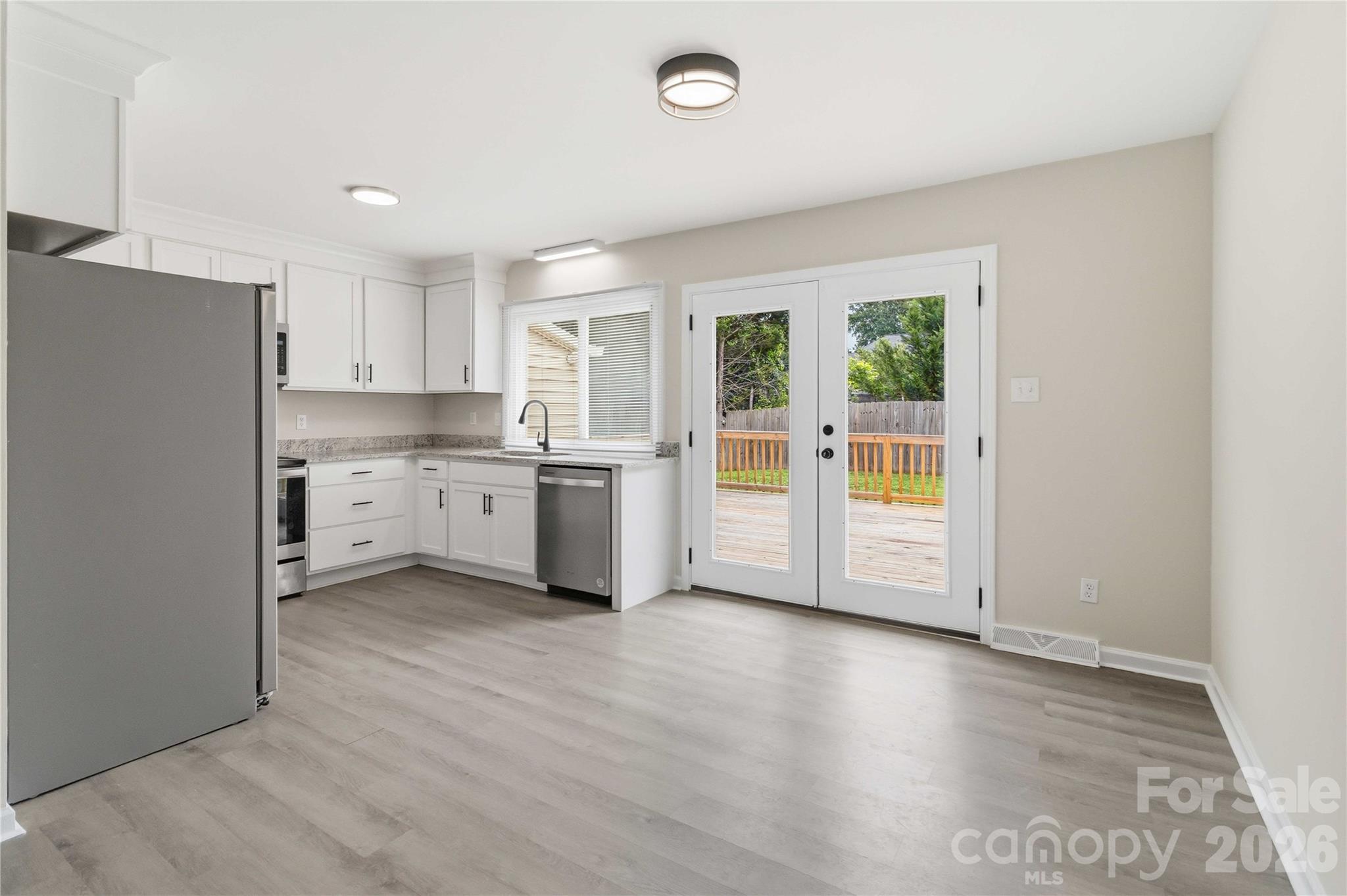 992 Twin Lakes Road — Rock Hill